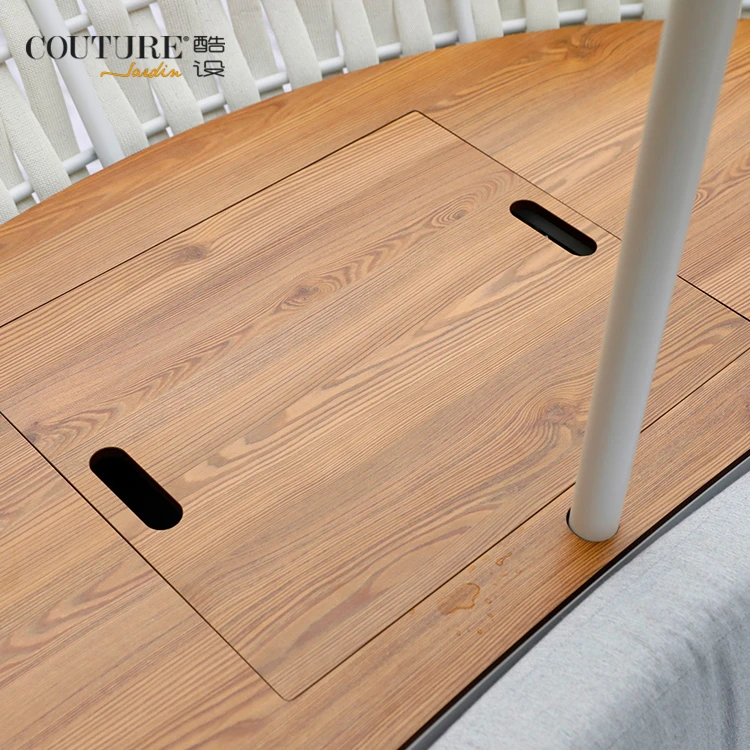 Couture Jardin Cruise Outdoor Sofa Rattan Furniture Outdoor Garden Sofa Bed Garden Sofas Round Beds Outdoor Rattan Comfortable