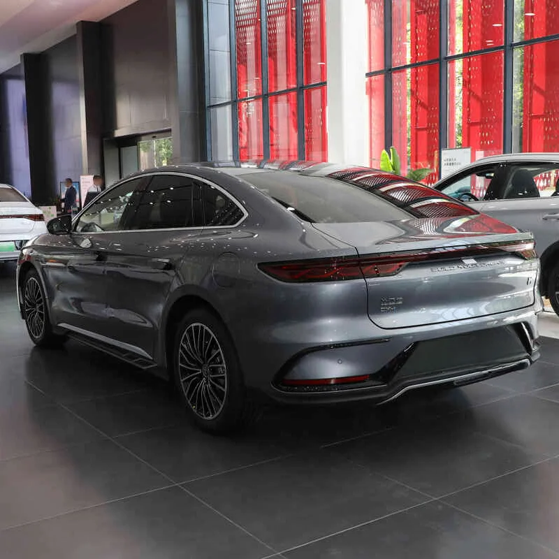 BYD Han 2023 EV cars New Hybrid car 4 Door 5 Seats Automobile High Speed 7.9km/h In Stock Yuan Song Plus For Sale
