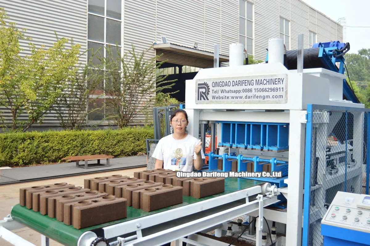 DF4-10 presse a brique de terre crue hydraulique Clay Stabilized Soil Earth hydraulic eco brava interlocking brick machine