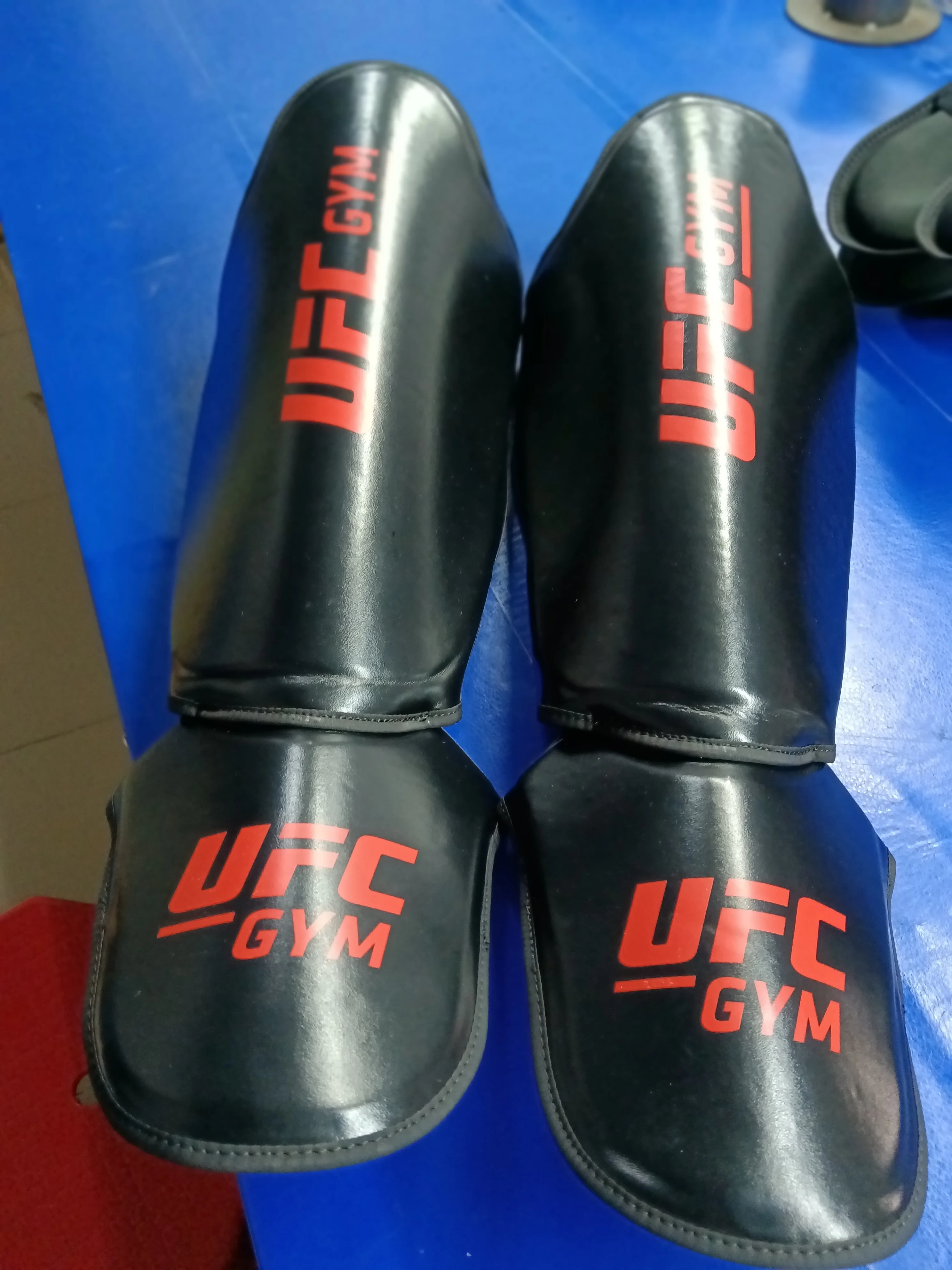 2024 New Arrival Universal Custom-Made Twin Boxing Shin Guards Genuine Leather Instep Protection for Kickboxing