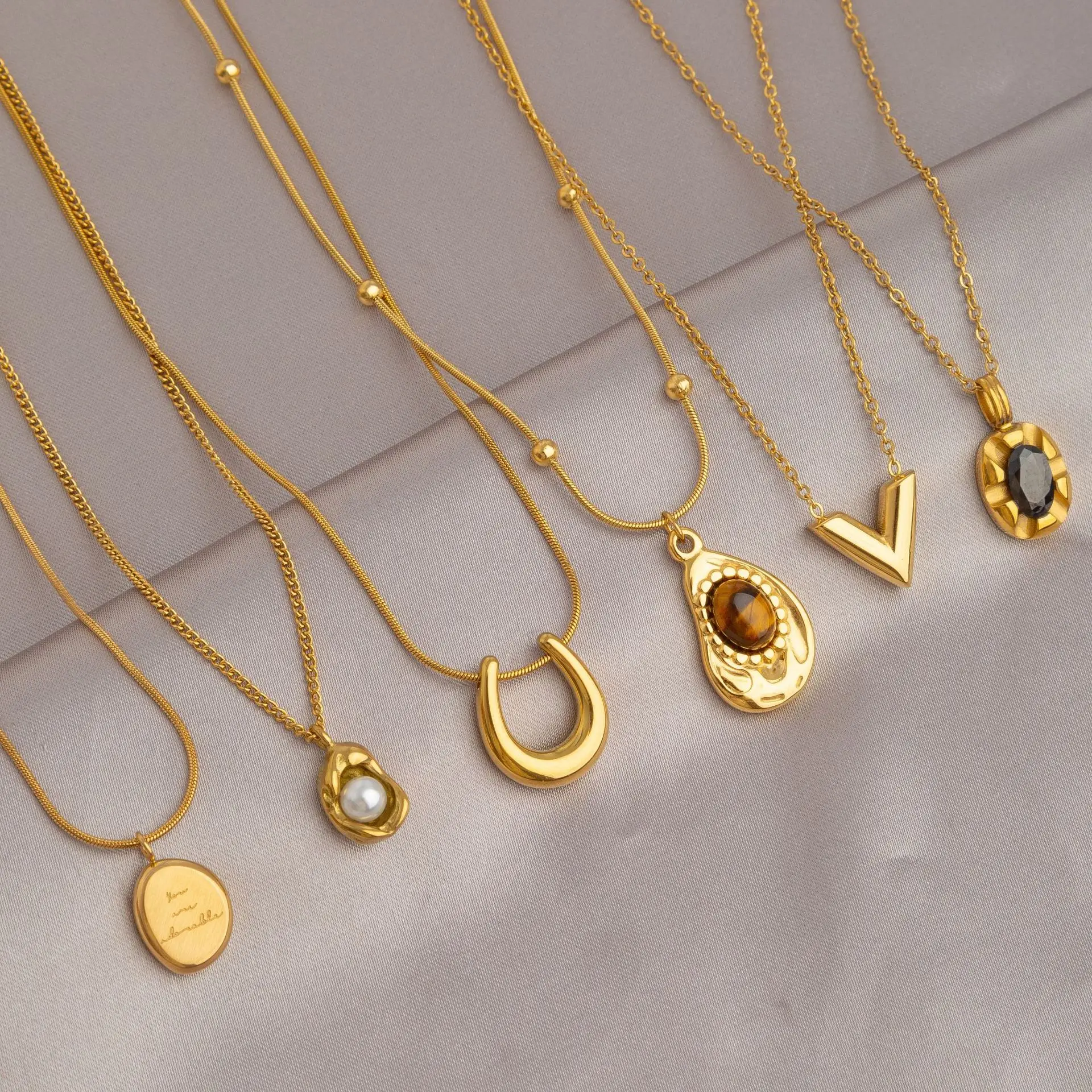New Stainless Steel Pearls Butterfly Letter Pendant Necklace Women 18k Gold Shell Zircon Opal Stone Necklace Jewelry For Gift