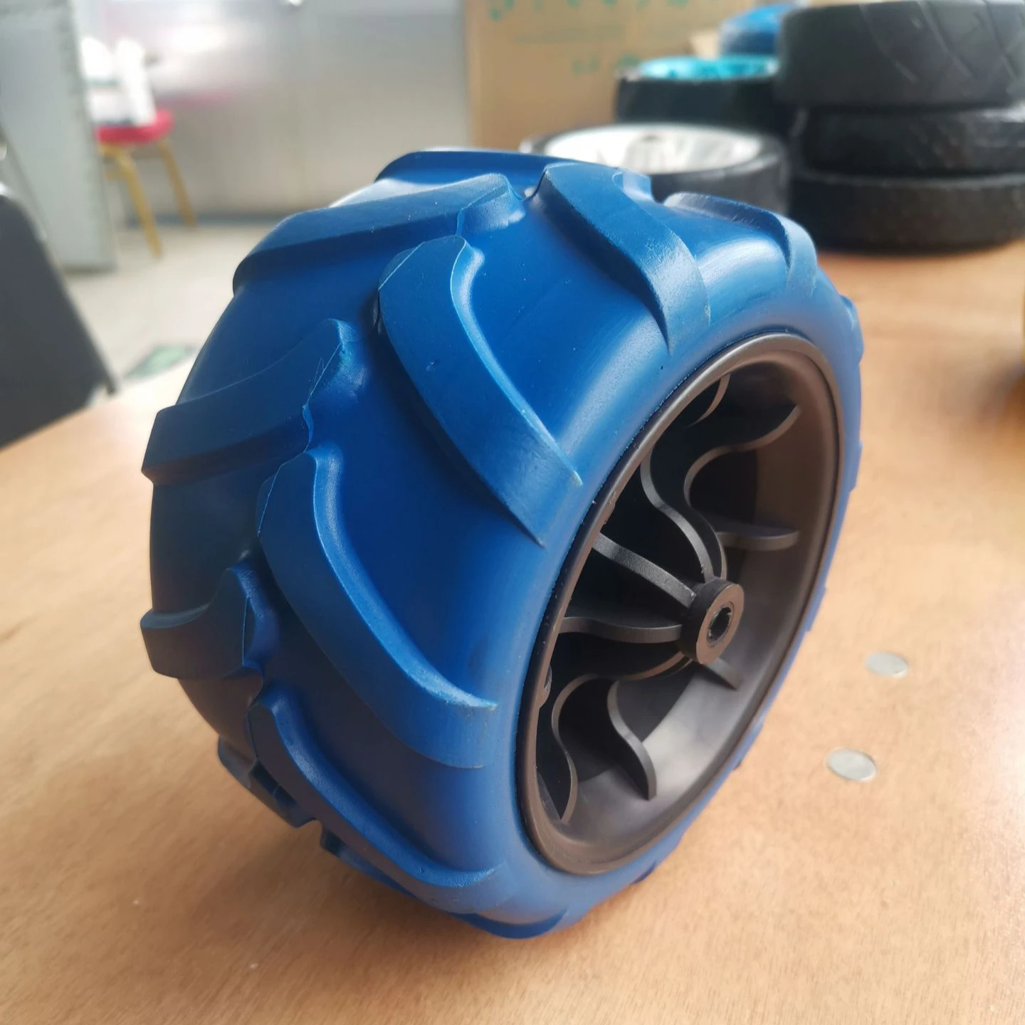 6, 7 и 8 дюймов, плоские Бесплатные Шины, твердая полиуретановая пена и проколостойкая шина с пластиковой ступицей для пляжной тележки, складная тележка.