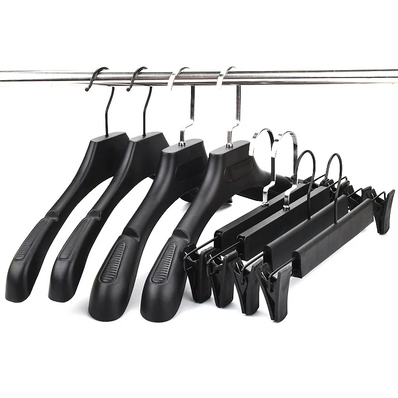 Factory Price Plastic Black White  Adult Clothes Clothing Hanger Plastic coat Hanger