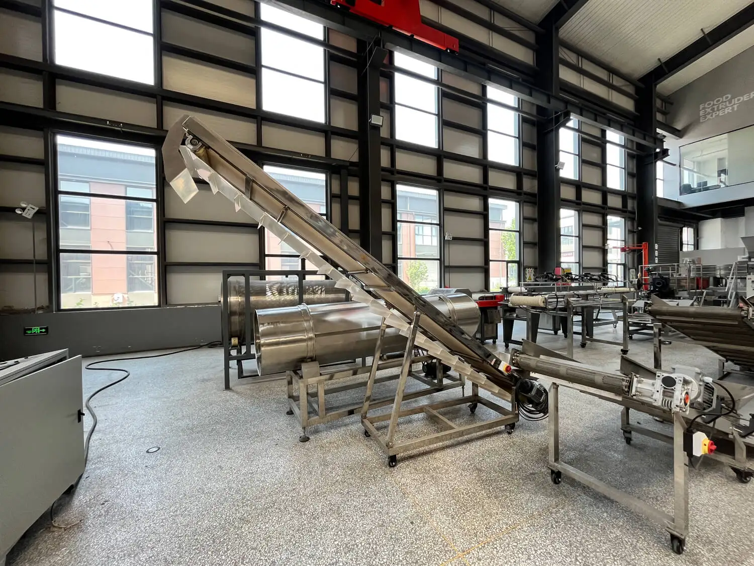 China best selling small vegetarian soya meat chunk tvp textured soy protein making machine soya meat making equipment