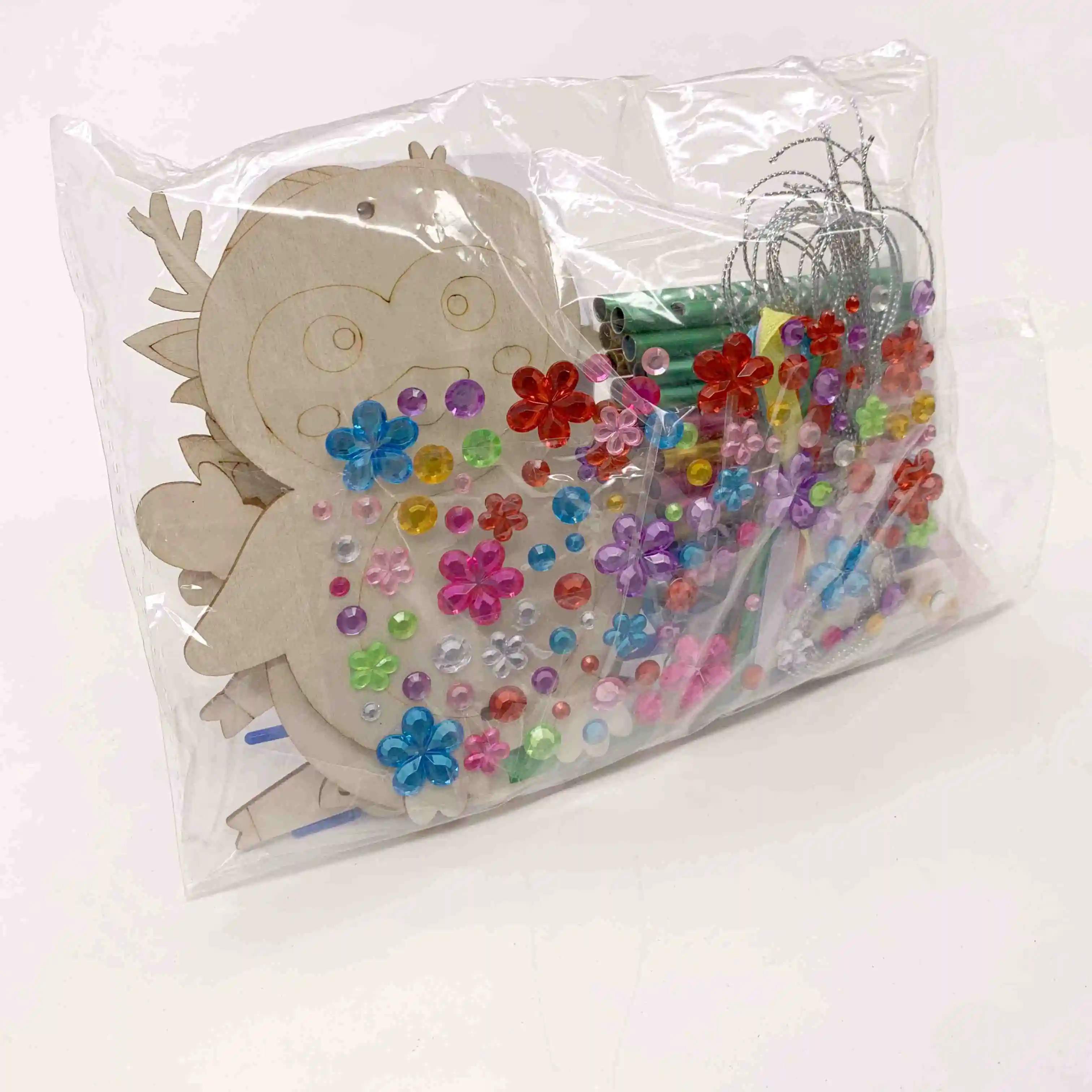 DIY Christmas Wind Chimes Art and Craft Wooden Hanging Ornament with Crystal Painting Drawing Toys for Kids