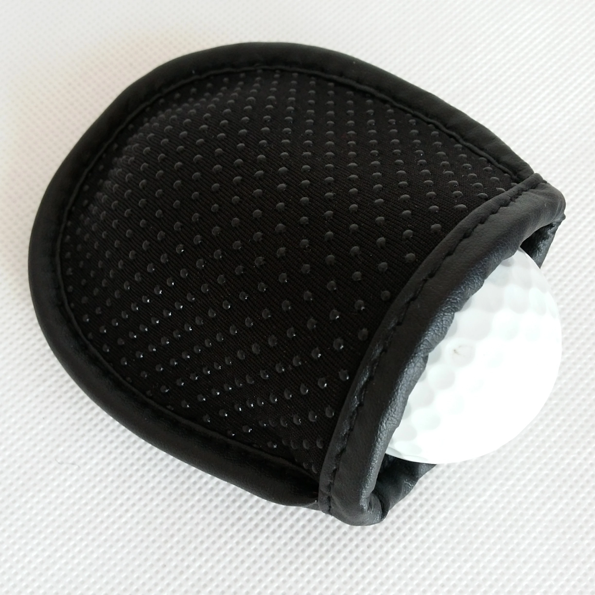 Portable Golf Ball Pouch Ball Cleaner Pocket Washer Bag with Clip for Cleaning Golf Balls and Bringing Your Golf