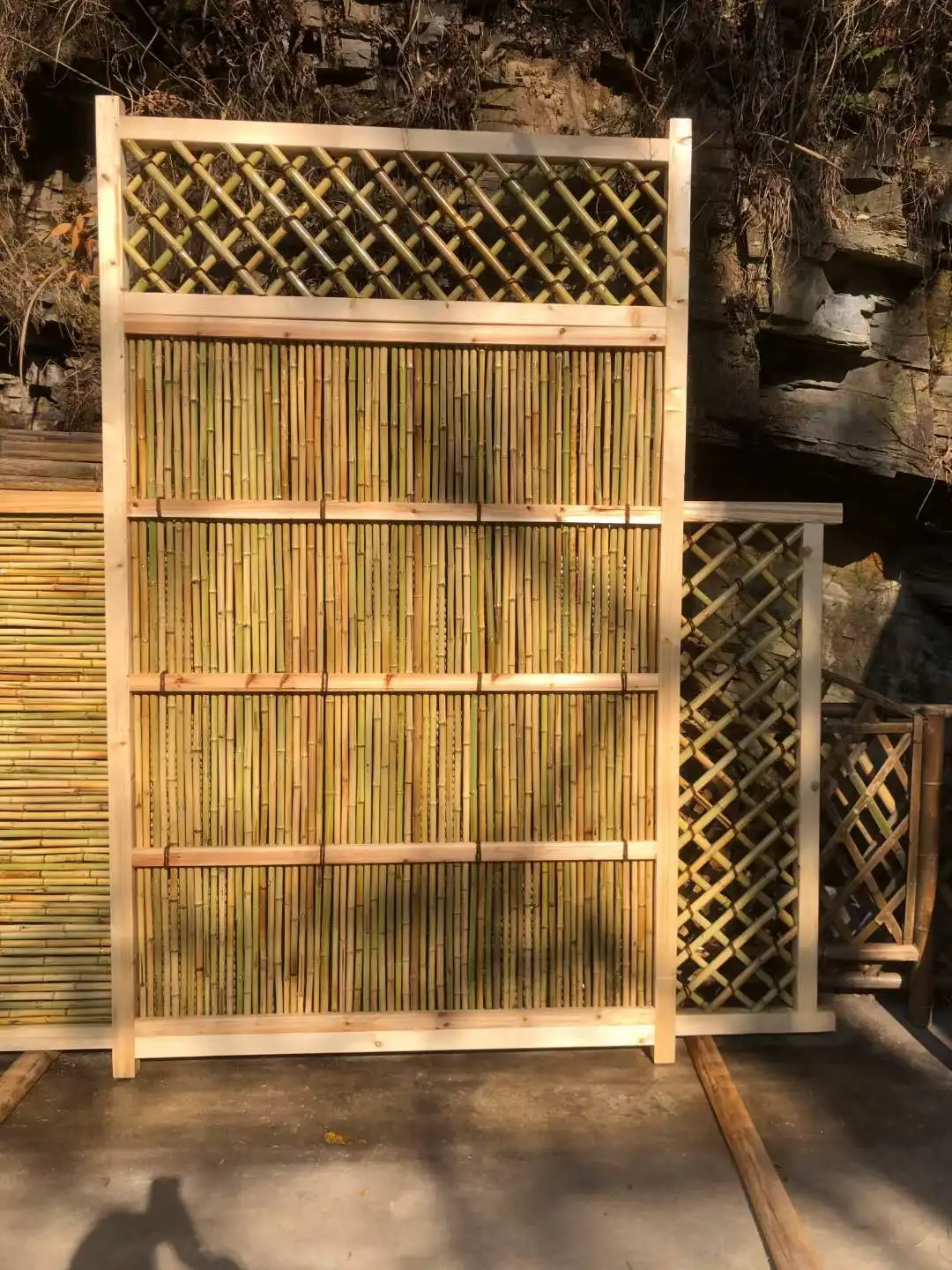 Factory Direct Supply Eco-Friendly Durable Bamboo Fence Rolls 3 / 4 / 5 / 6 / 8Ft
