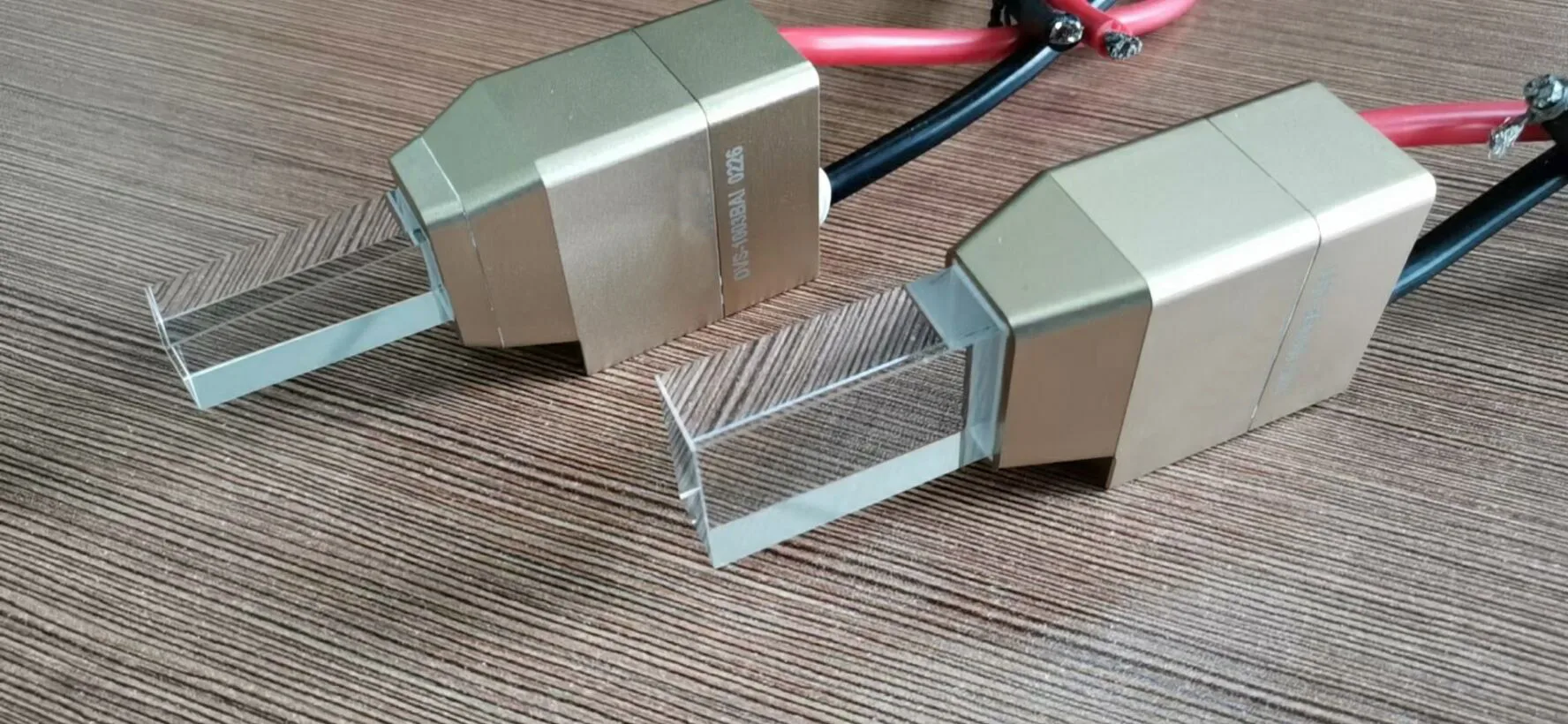 Макроканальный диодный лазер для удаления волос, вертикальный Штабелируемый модуль