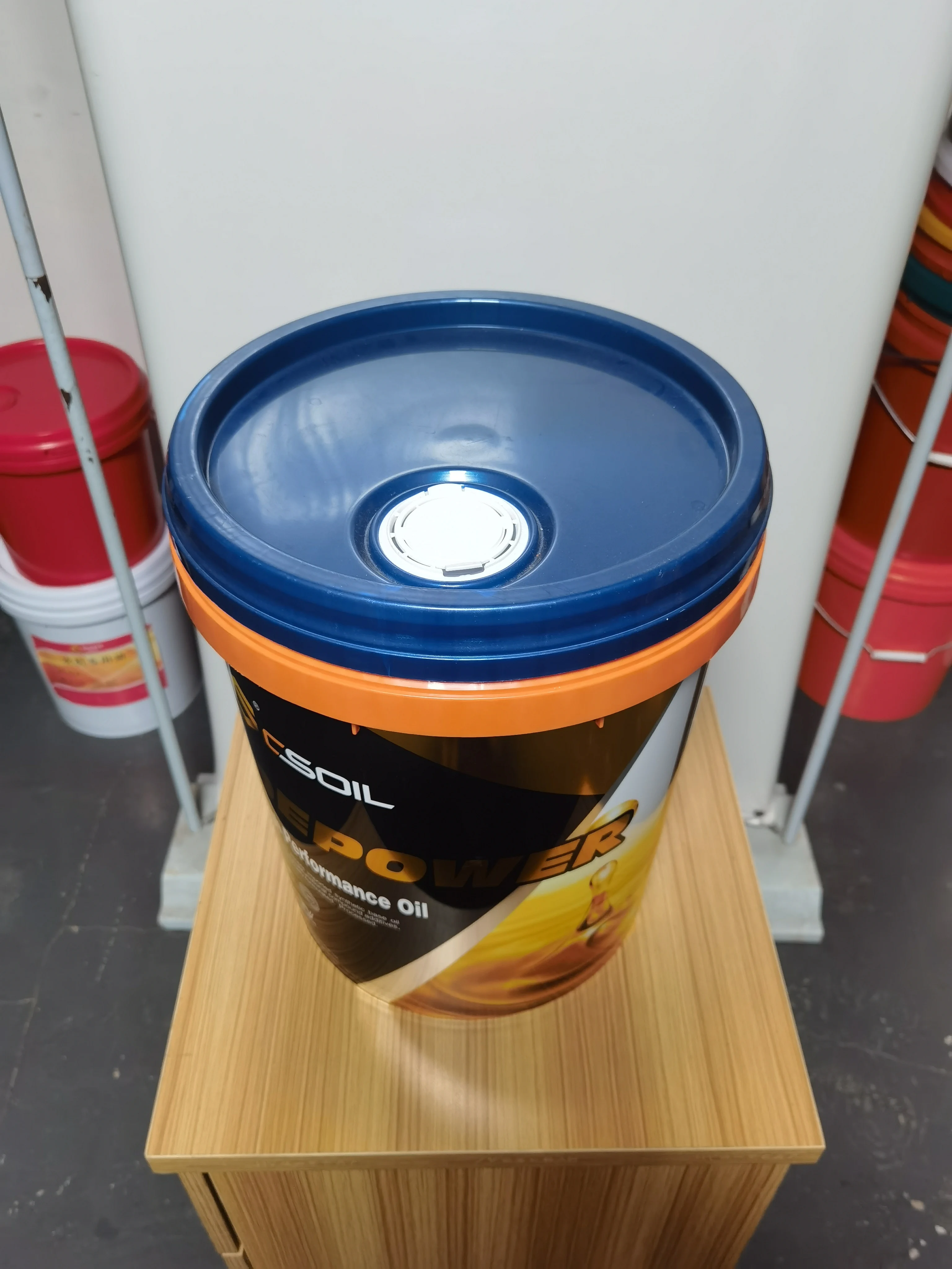 Factory Customizable  CH-4 High Temperature Hydraulic Oil with 18L Pack Anti-Wear Engine Core Component