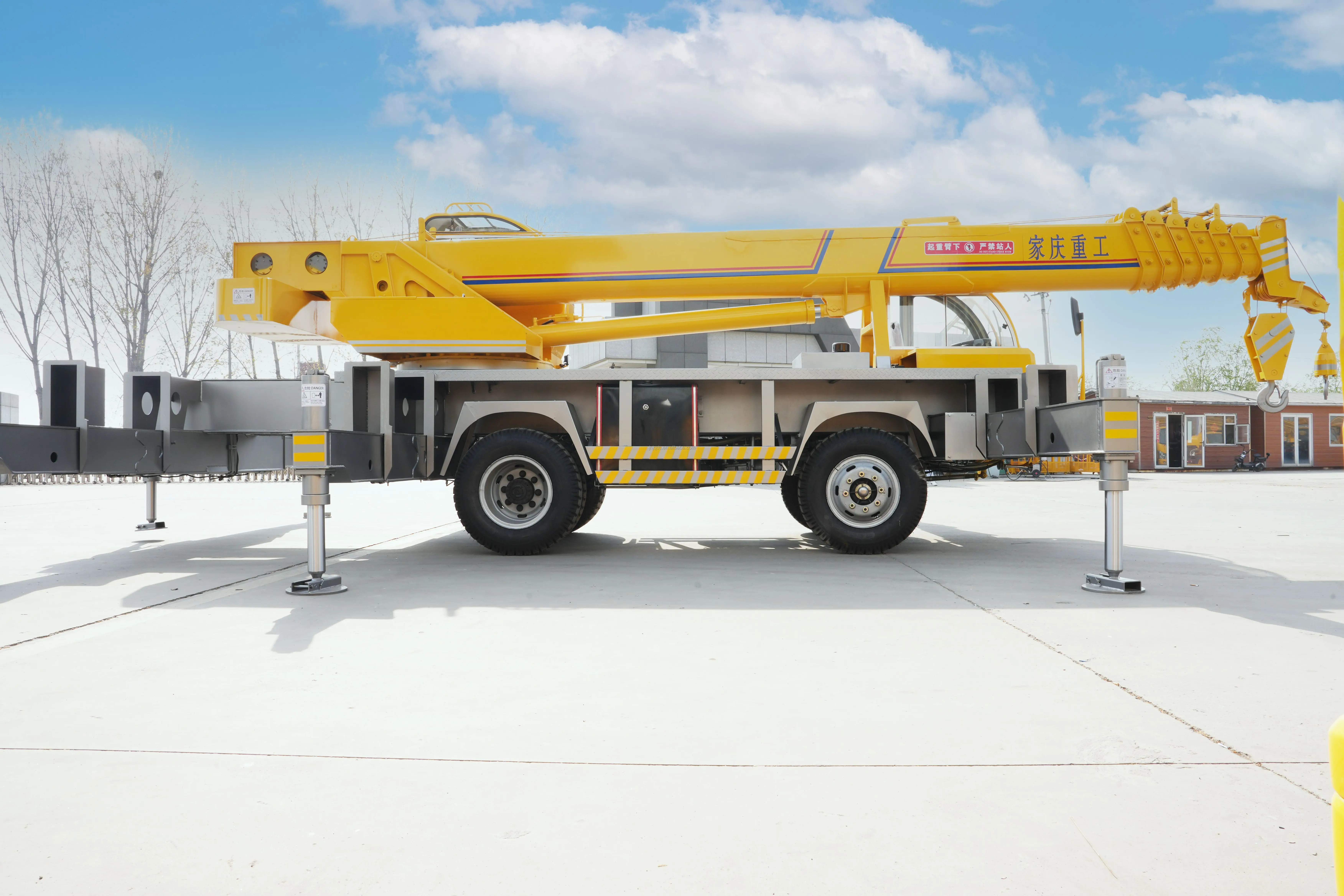 New hot sale construction application telescopic boom crane mobile crane truck 16 tons homemade crane