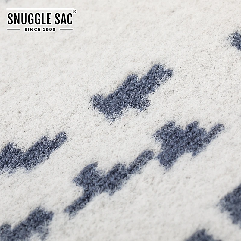 
Snuggle Sac Air Feel Double Sided Luxury Chunky Knit Throw Blanket Handmade Knitting 