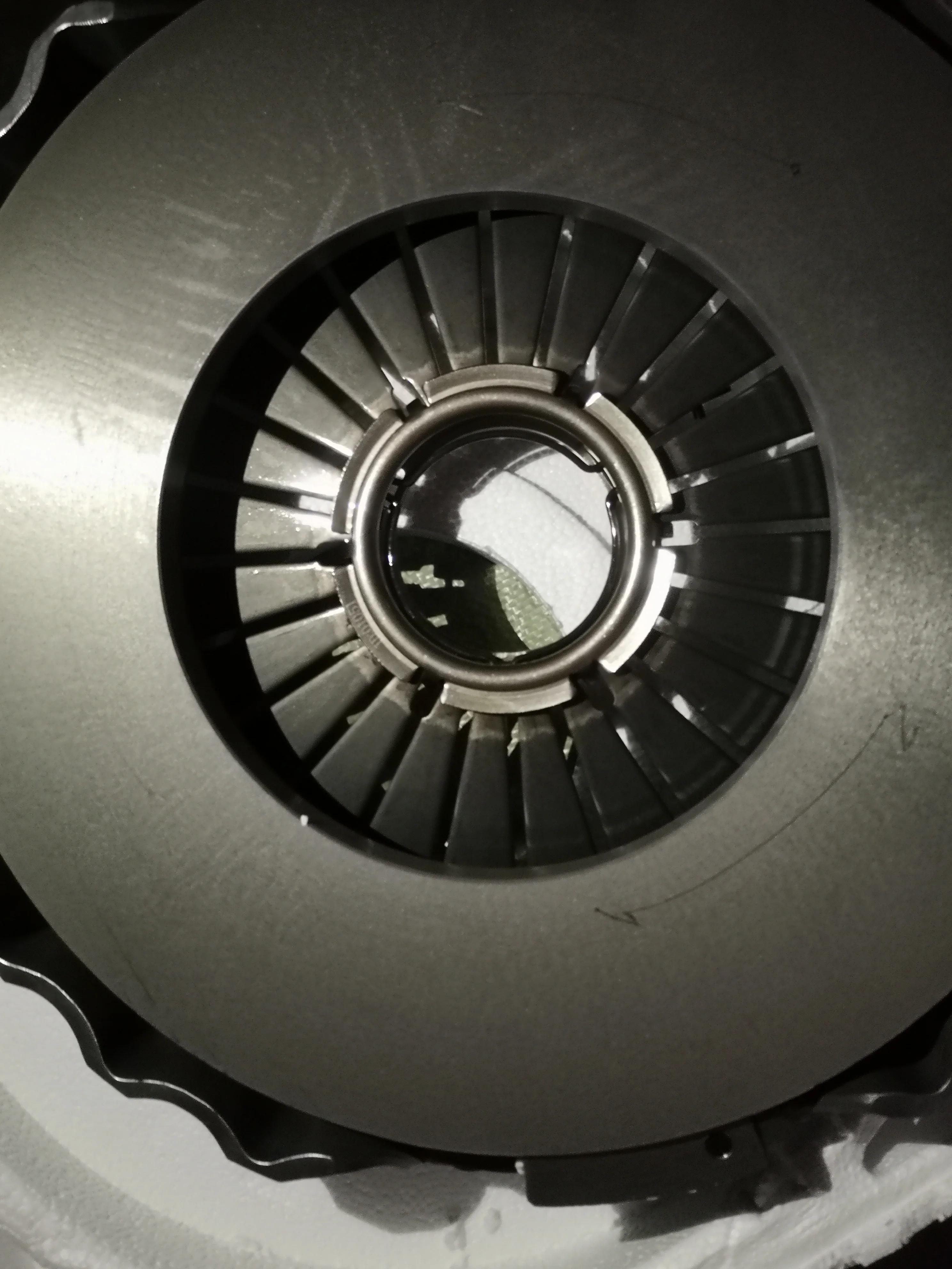 SINOTRUK Shandeka Spare parts clutch platen HOWO T7H clutch press plate AZ9921160200