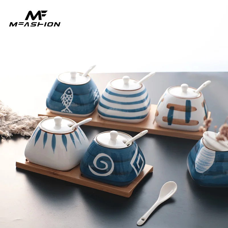 Creative ceramic set seasoning pot chili oil seasoning box sugar bowl kitchen supplies Japanese condiment pot