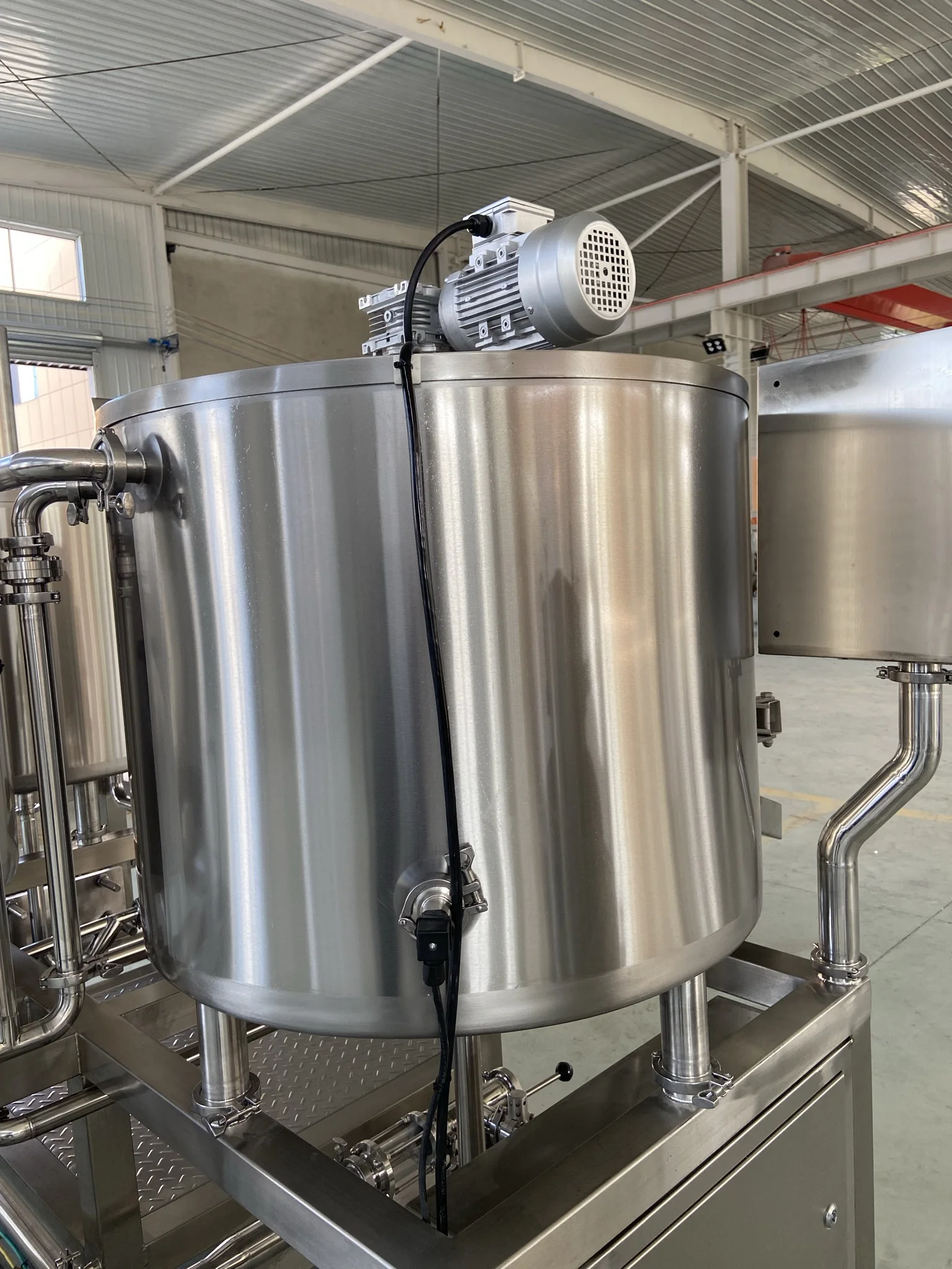 Turnkey Project Professional Beer Brewing Equipment High Quality All In One Brewing System Home Brewing Equipment