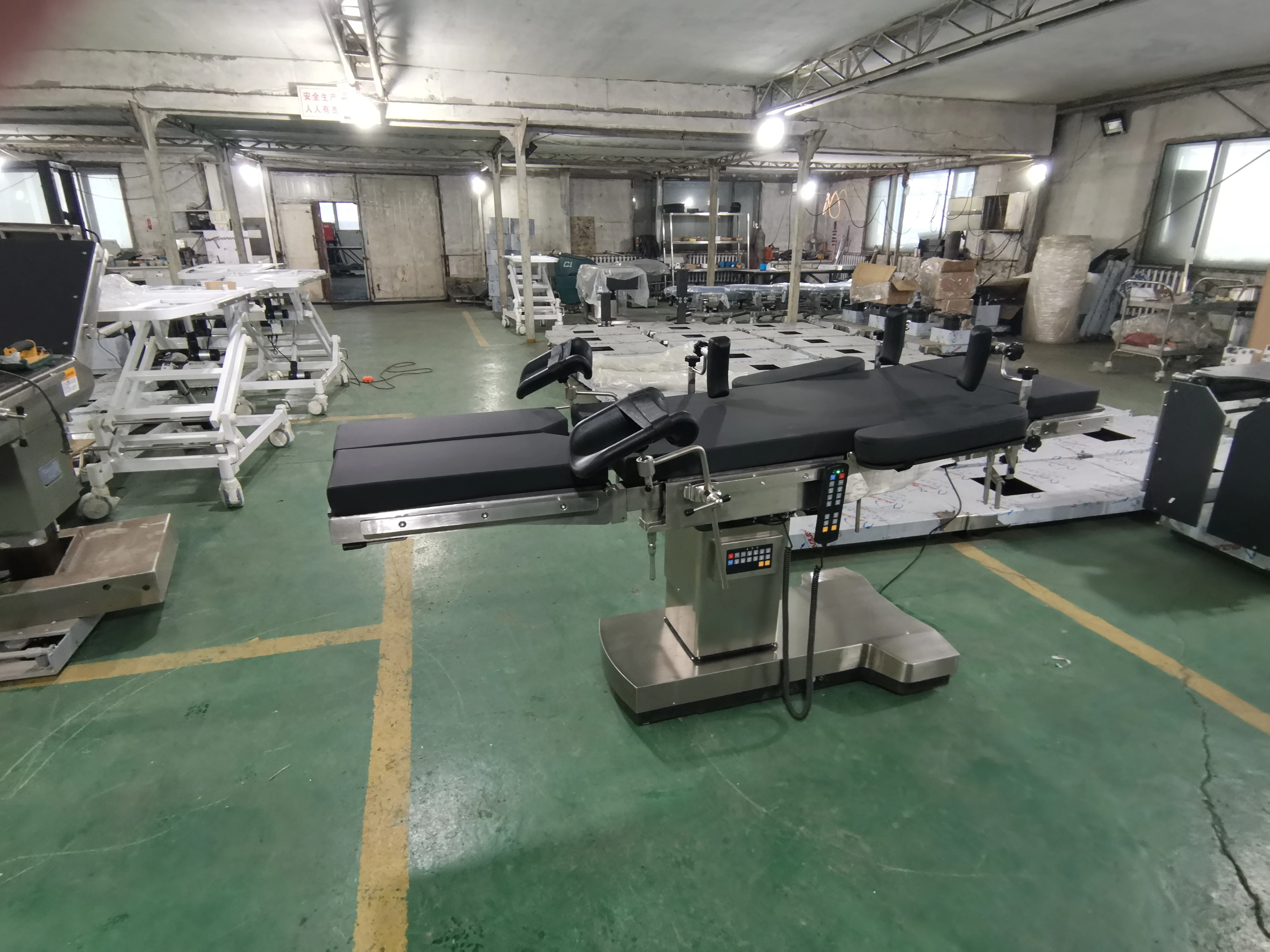 Medical Equipment Good Manufacturer operating table
