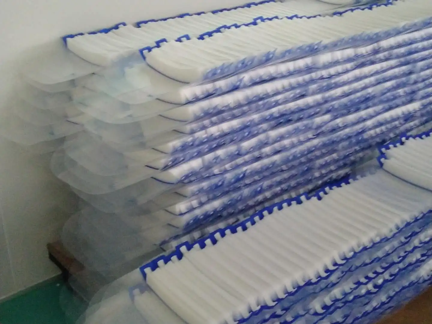 Plastic Protective Transparent medical face mask waterproofing material medical full face mask