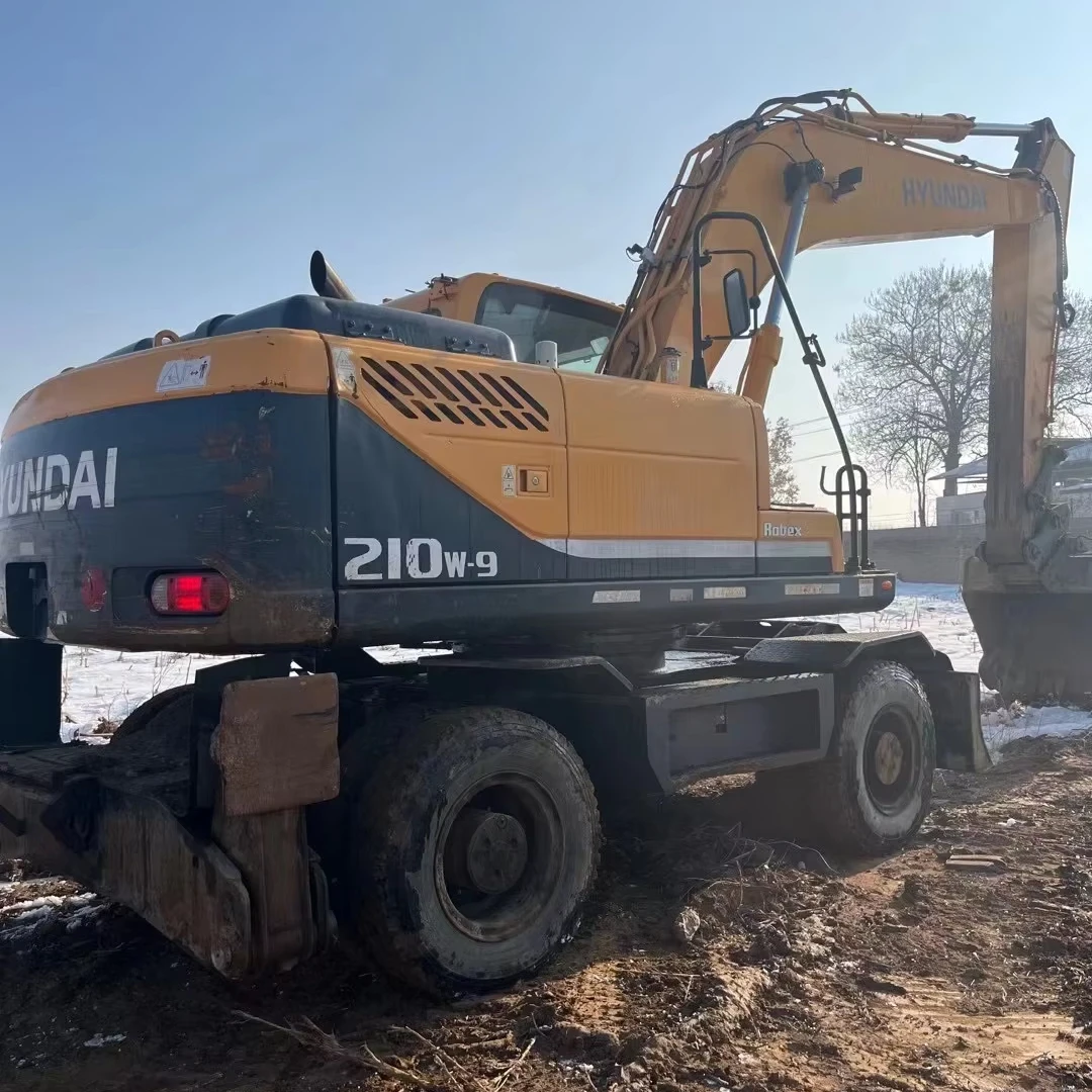 Best seller  secondhand hyundai used 21ton excavator wheeled equipment 210w-9   used diggers Hyundai 210w-9 305LC-9T in stock