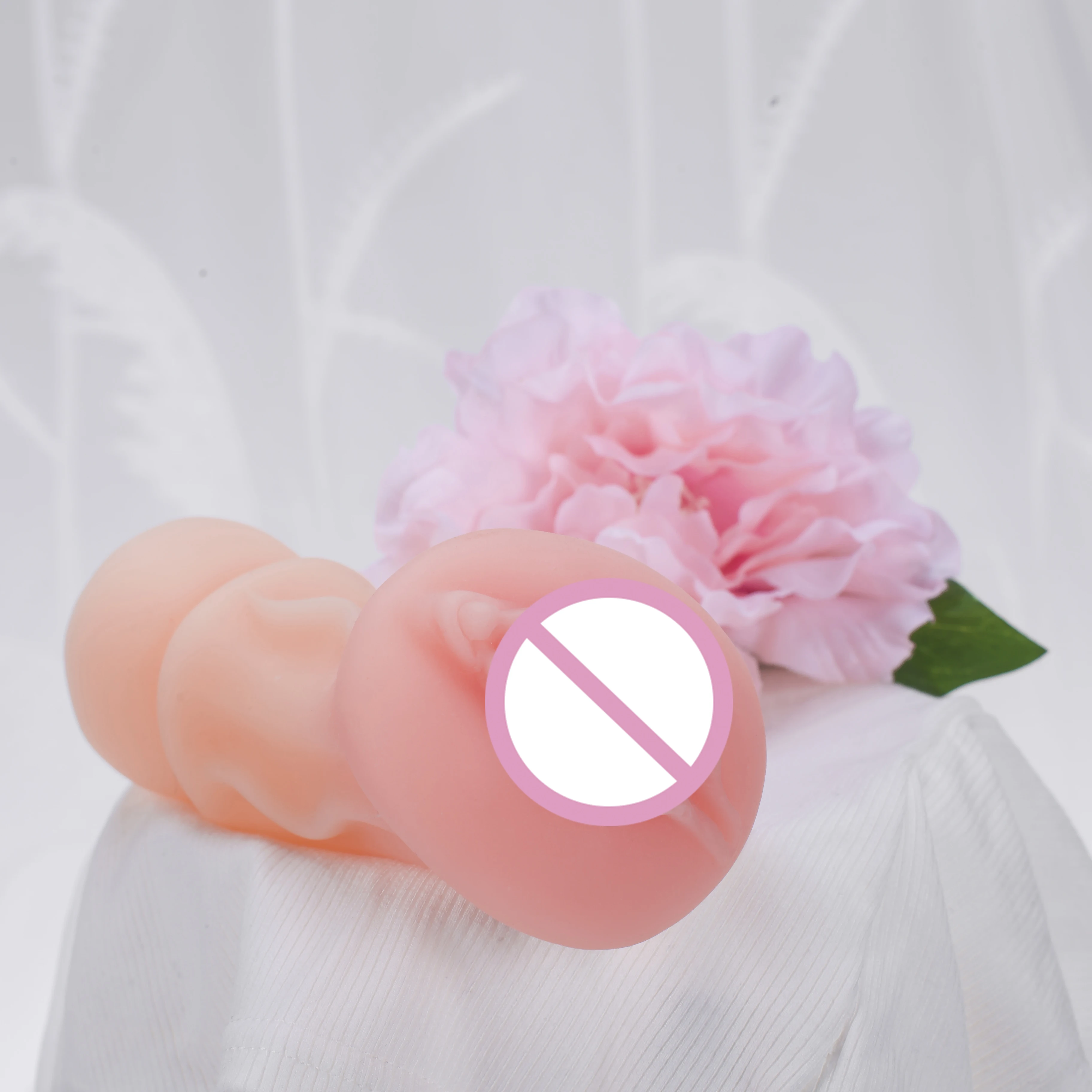 Hot Sale Sex Toy Cute Women Vagina  Masturbator Cup Male Sex Toy for Men TPE Vagina Skin Color