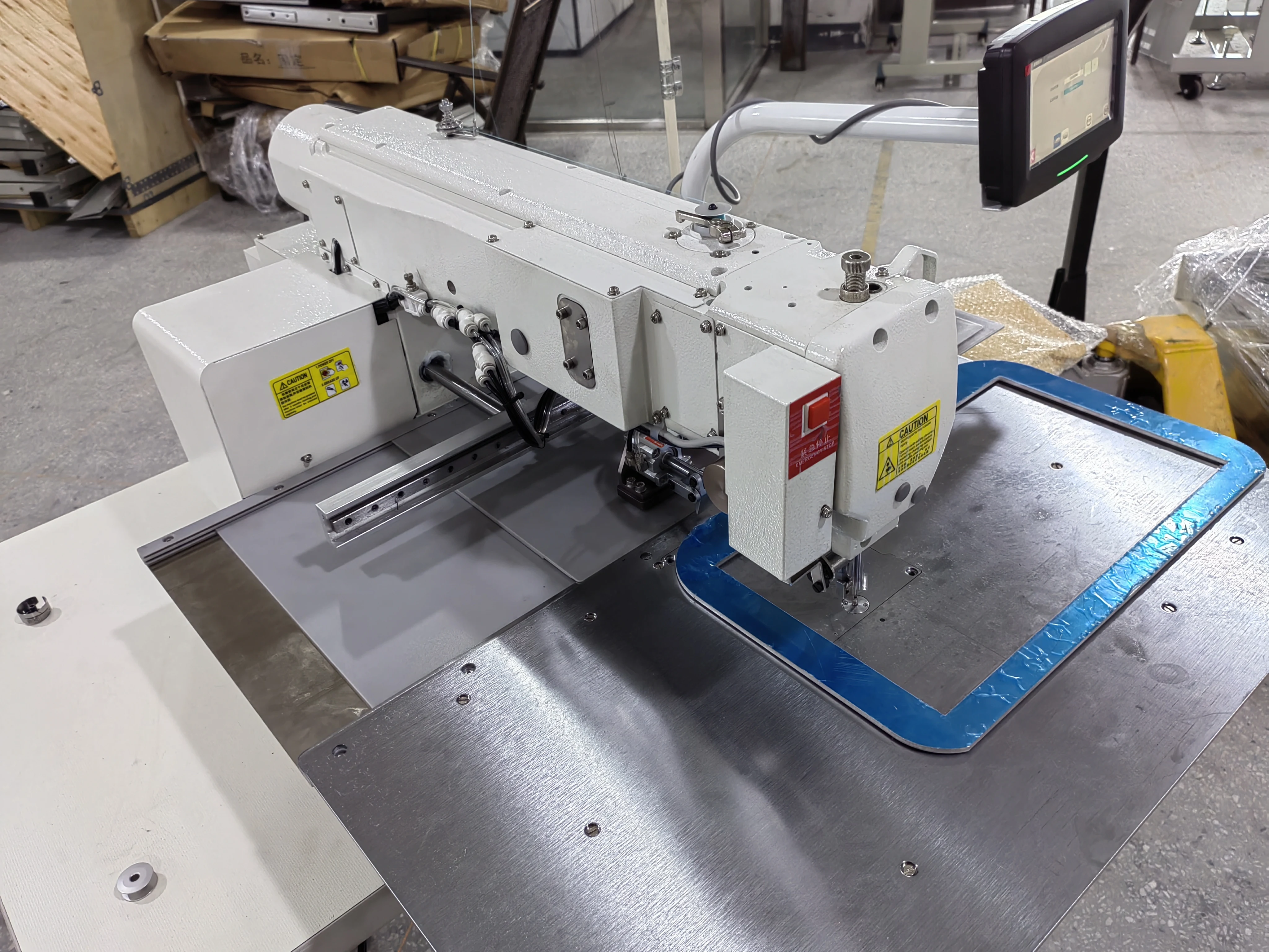 Automatic programmable pattern sewing machine 3020 large industrial sewing machine