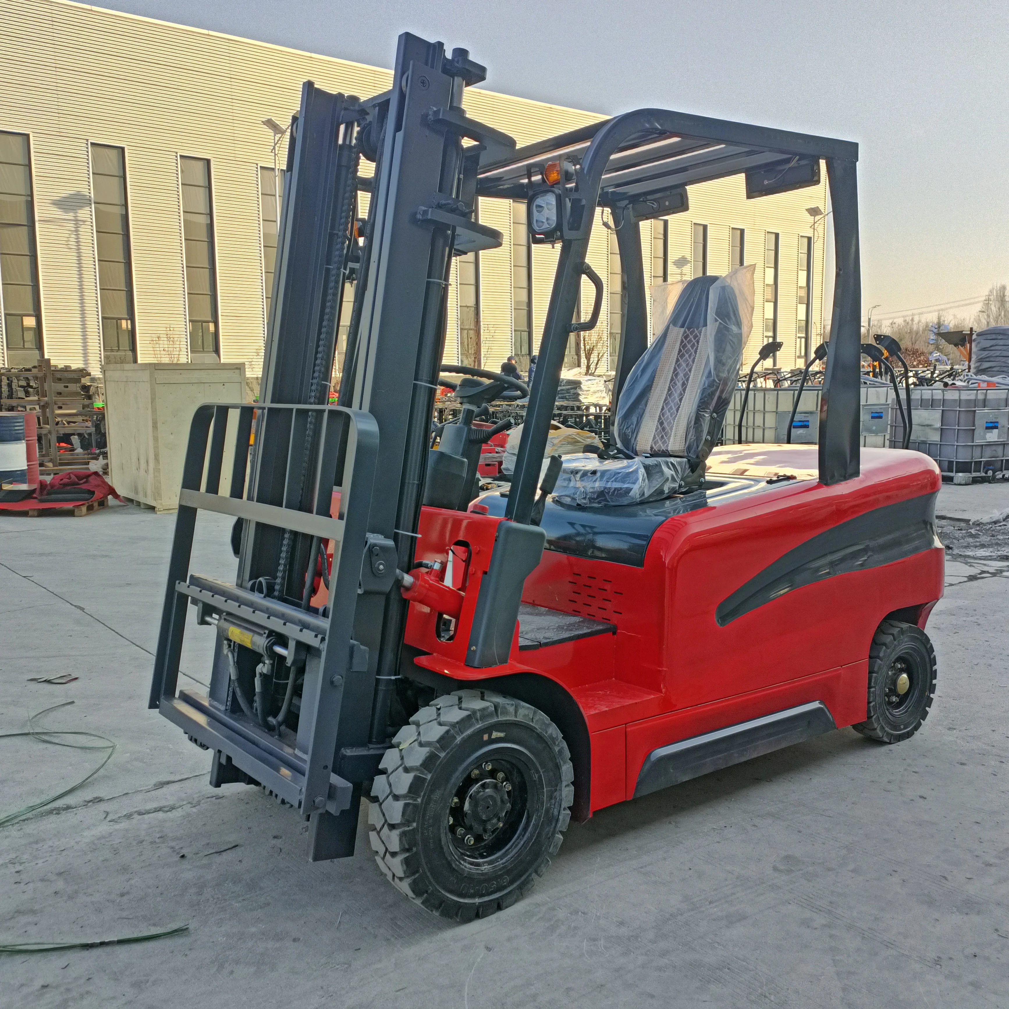 Hightop Электрический вилочный погрузчик 1ton 2ton 3ton с CE