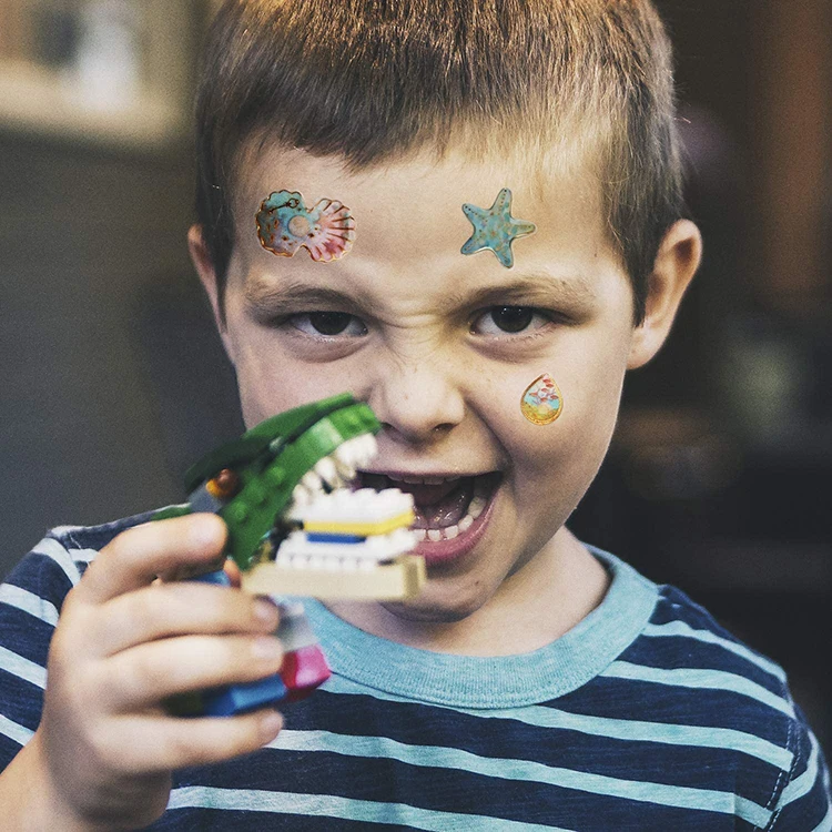 
High Quality Self-adhesive Lovely Waterproof Easy to Stick Remove Epoxy Stickers Decoration Notebook Cute School Stickers 