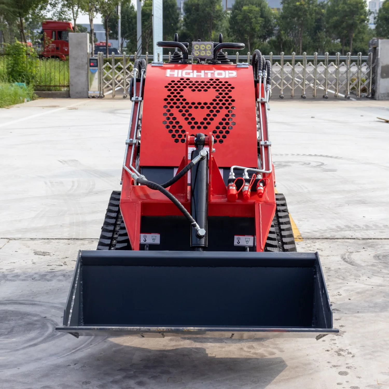 Euro 5 CE EPA Engine Manufacturer Small Mini Skid Steer Loader 1 ton Mini Wheel Loader For Sale Skid Loaders