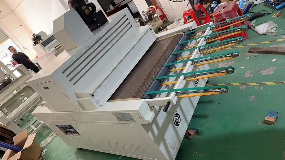 ECO CE certificate desktop uv coating machine Good Performance uv curing spot uv coating machine