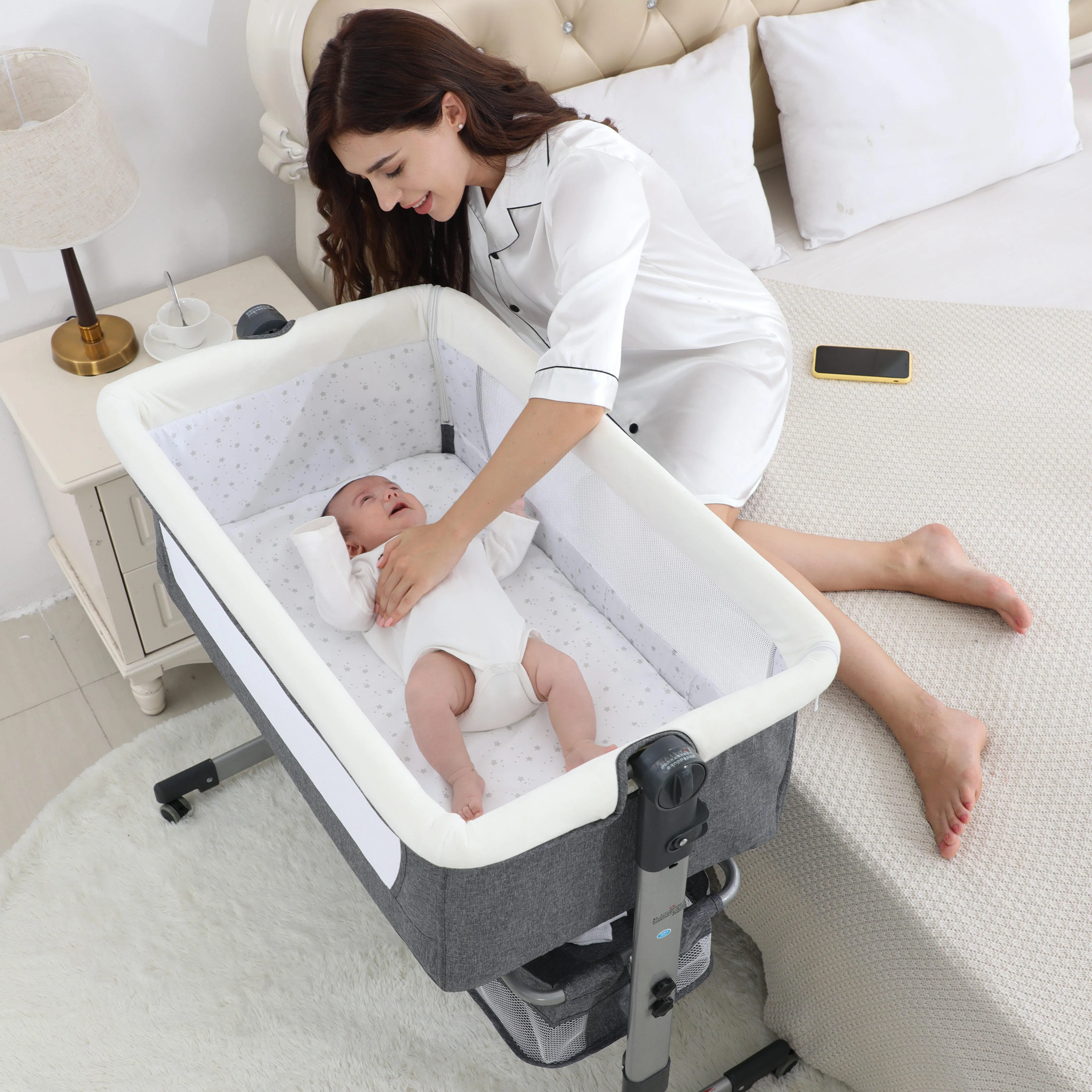 
New Arrival Modern Gray Indoor Portable Foldable Cuna Cot Safety Infant Cribs Bassinet Carry Baby Metal Bed Cribs 