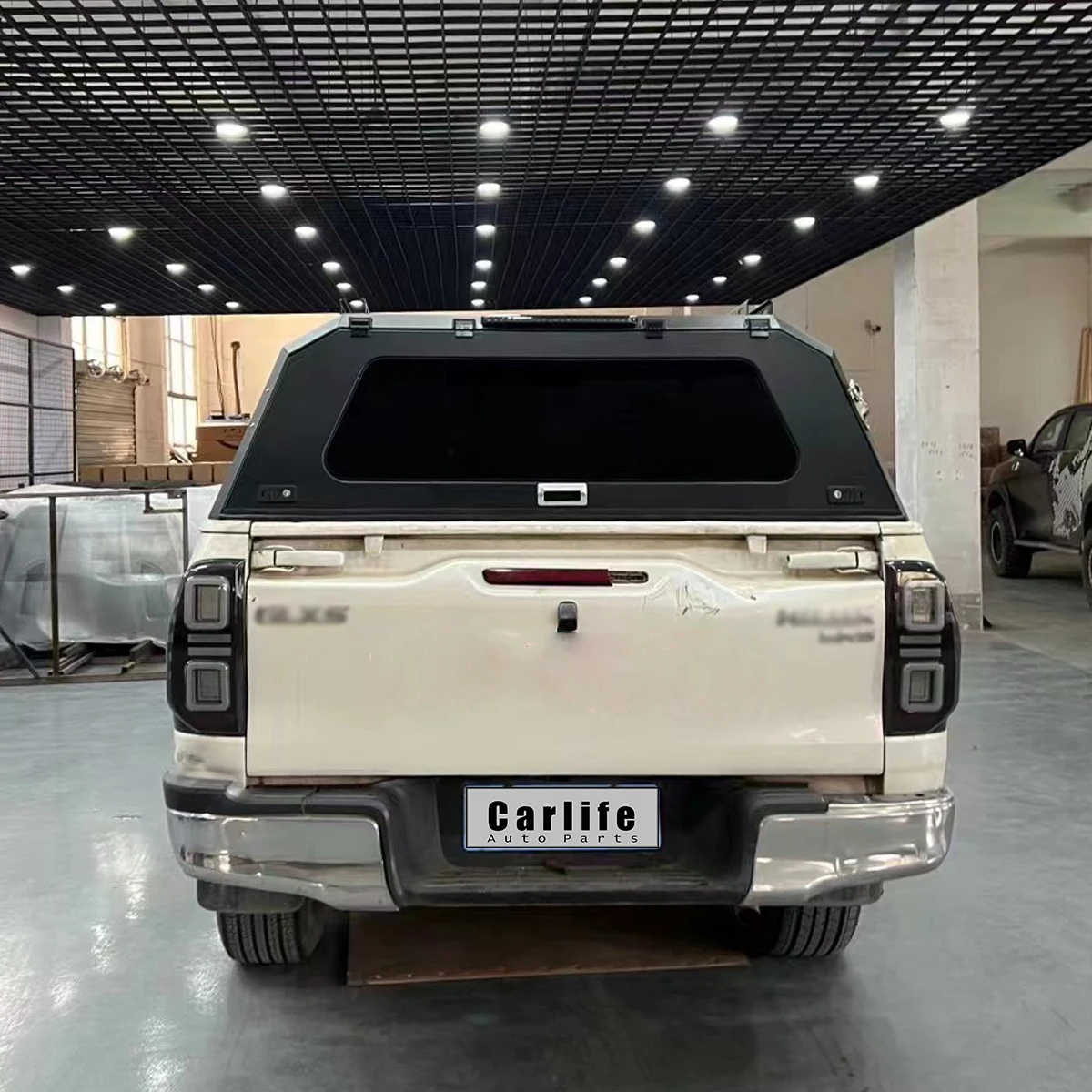 Pickup truck 4X4 auto parts stainless hard top bed canopy for toyota hilux revo rocco 2016-2024.