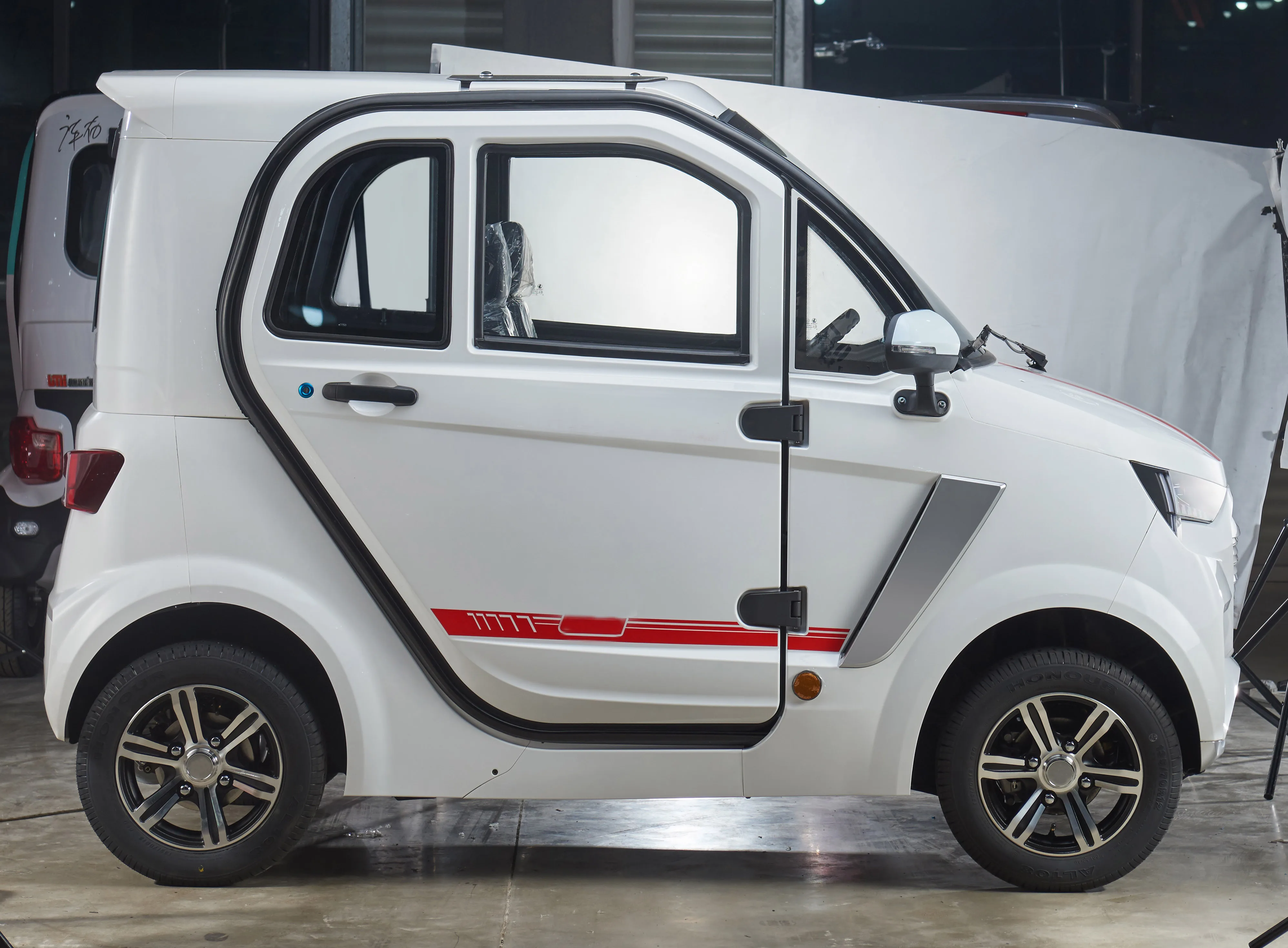  X1 EEC L7e электрический автомобиль 2.0kw 60V 58AH Sedan/детскй 4-колесный авто E EV автомобильные свинцово-кислотная батарея Максимальная скорость