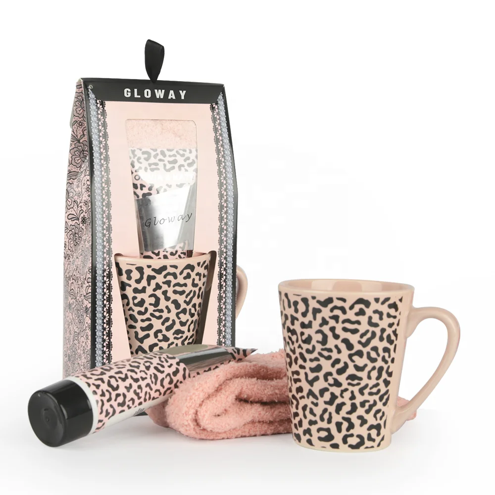Skincare 4Pcs Home SPA Relaxation Kit Stylish Leopard-Print Ceramic Mug Cozy Foot Cream Gift Foot Care Set With Socks