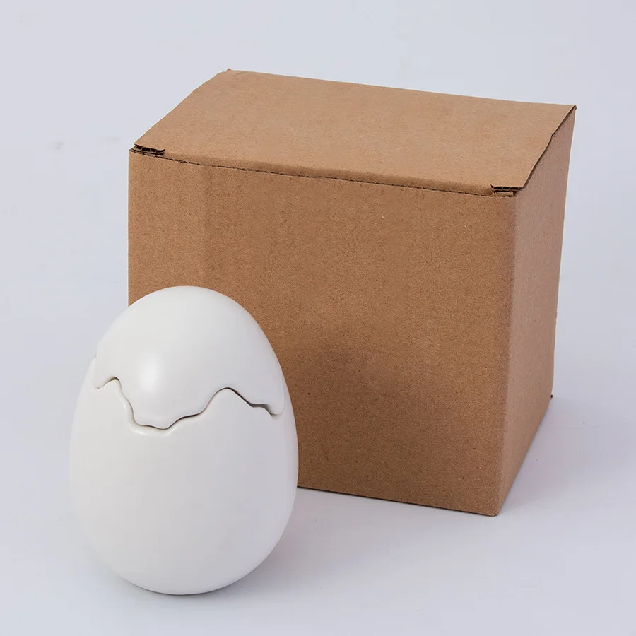 Wholesale Golden Creative Big Eggshell Ceramic Plating Candle Cup Ins High Value Aromatherapy Candle Cup Empty Bottle