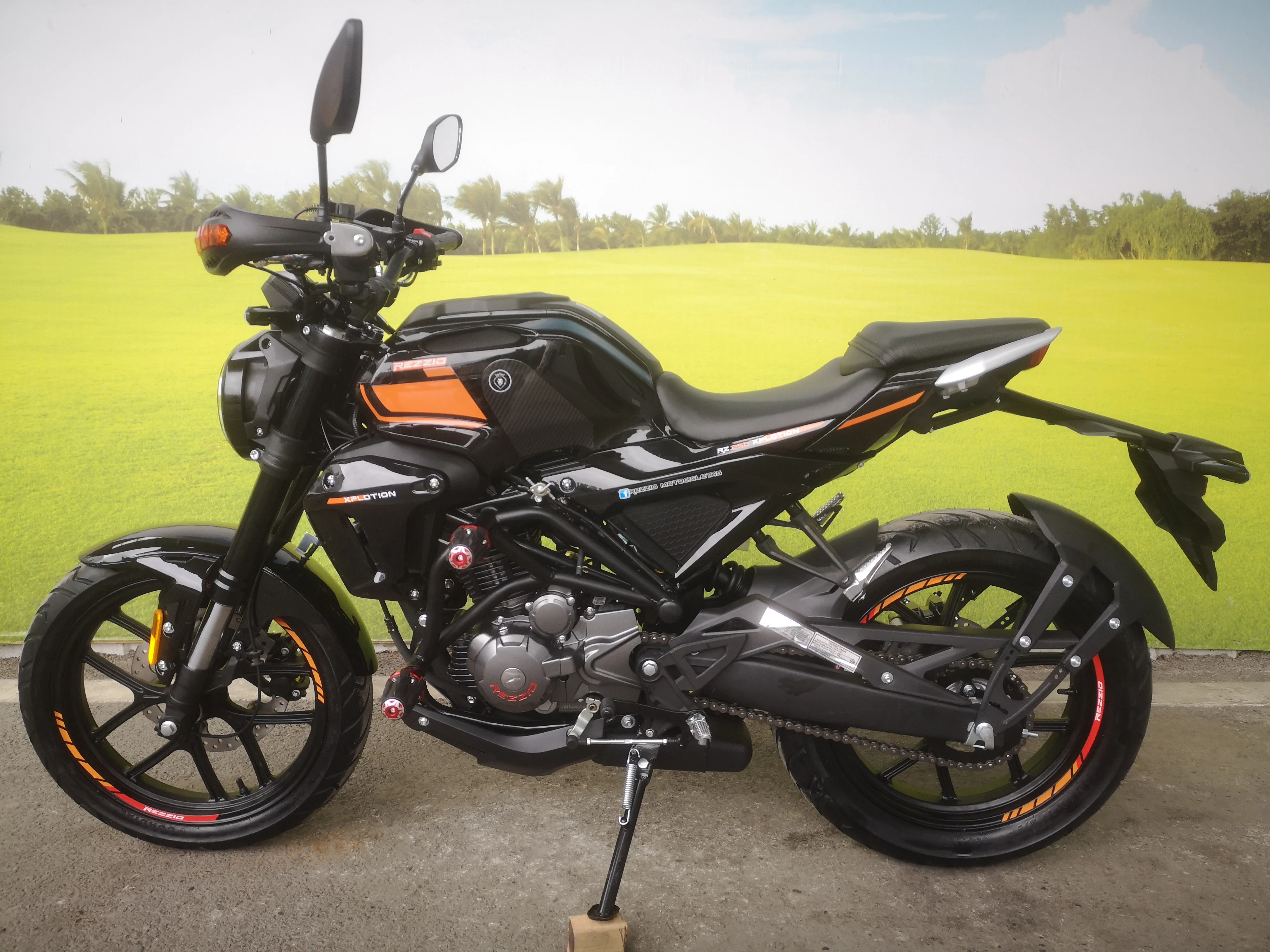 2024 Chinese 150CC 200cc REZZIO Peru off  road motorcycle Wholesale Motorcycle  dirtbike 250cc