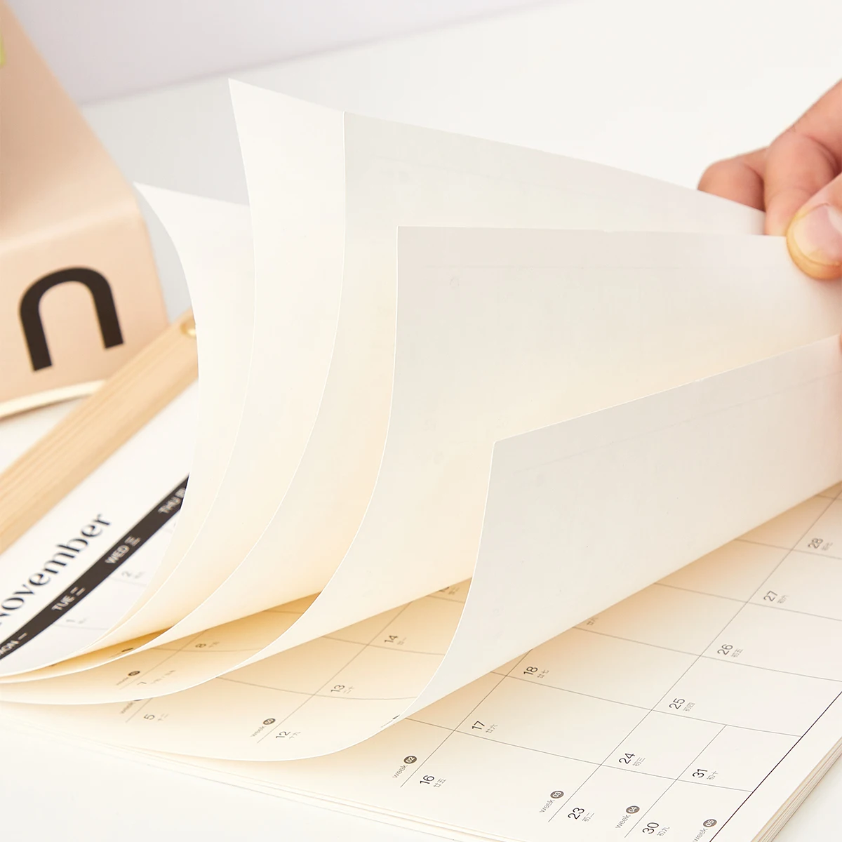 Simple 2023 Hanging Calendar Printing Daily Custom Planner Monthly B5 Wall Wood Calendars