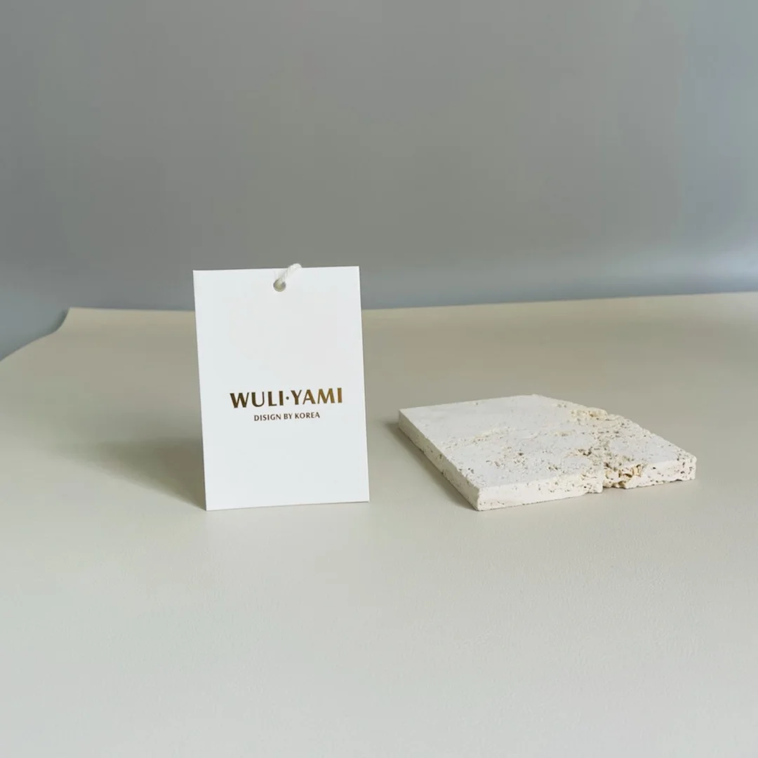 Biodegradable Custom Printed Personalized debossed hangtag gold embossed logo hang tags label