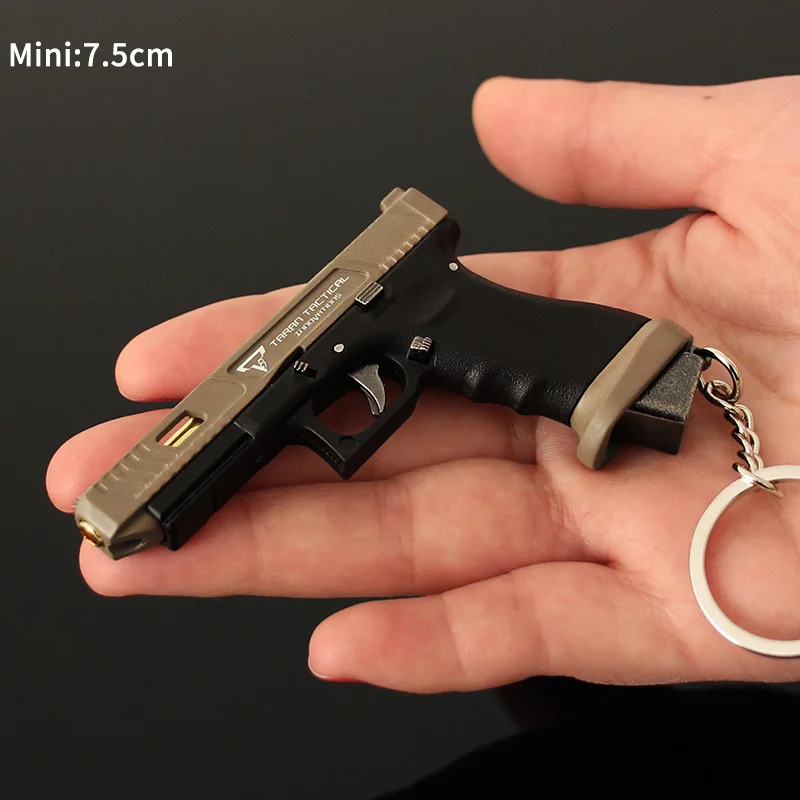 Ready Ship TTI G34  Mini Toy Gun Model Keychain Factory Supply Zinc Alloy 7.5 CM Gun Keychains Eject Shell With Bullets