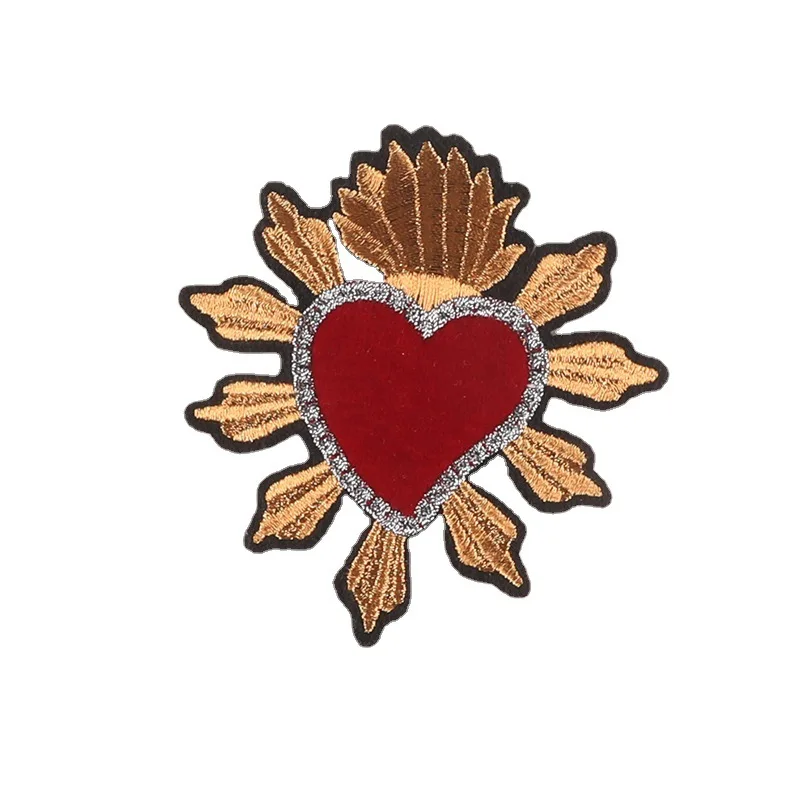 Designer Crown Sew on Embroidery Patches Heart Shape Full Embroidered Patch for Garment