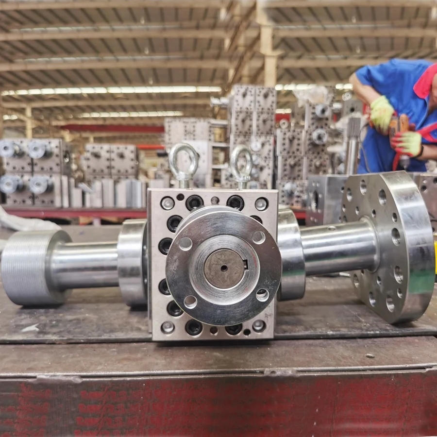 Extrusion pump for medical tubing of TPE PE PA production