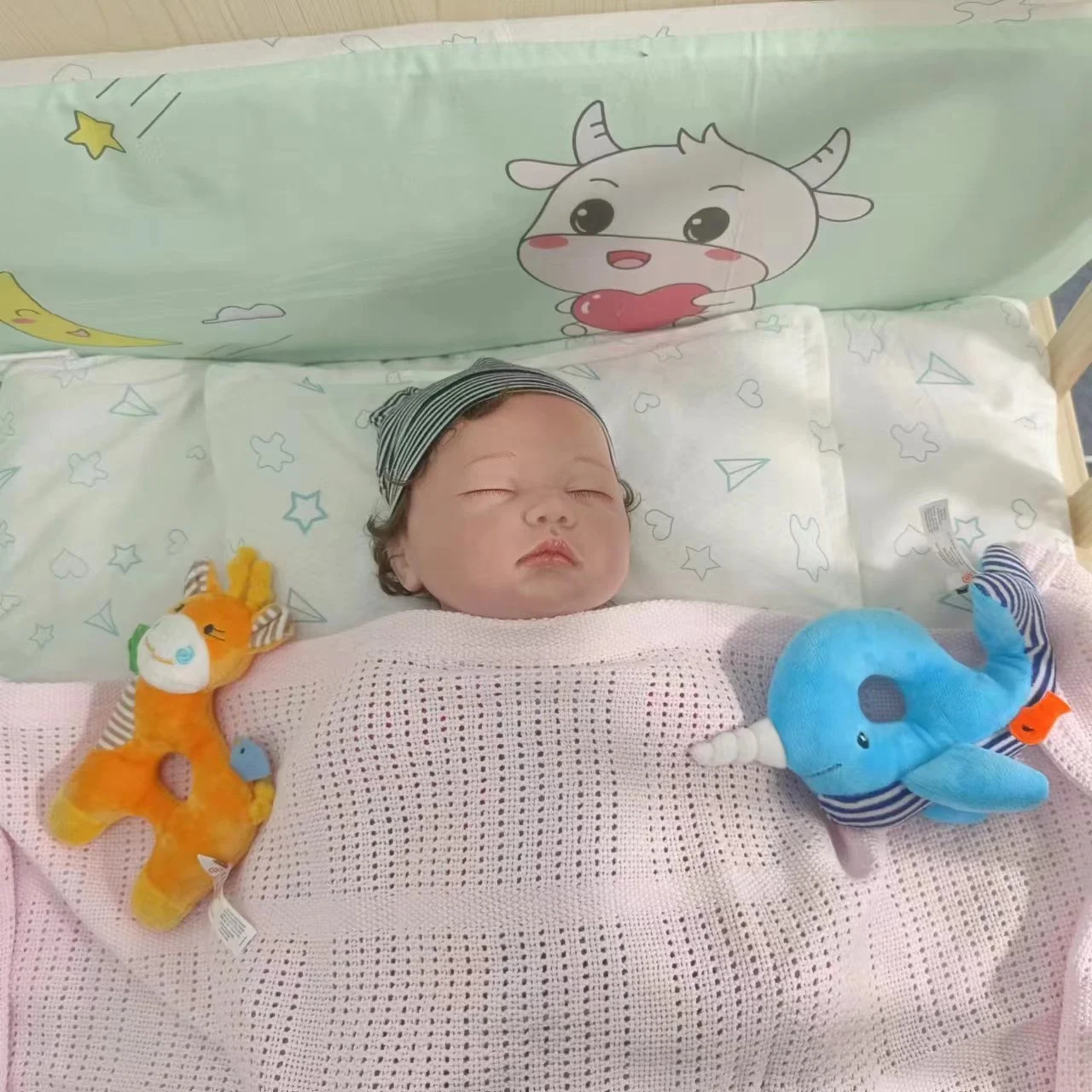 High Quality Plush Toy Giraffe Rattle For Baby Baby Rattle Squeaky Toy