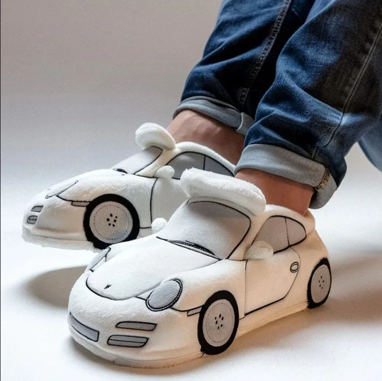 Hot selling dropshipping product 2024 home slippers cotton shoes house sneaker plush slipper sneaker car slipper