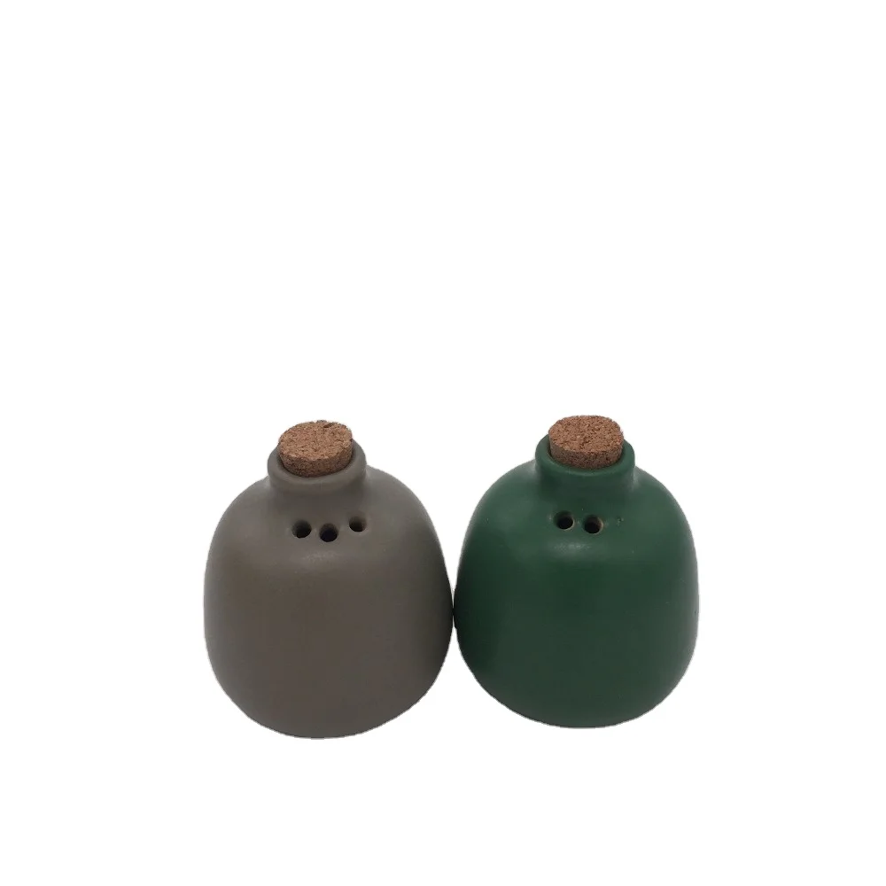 2020 популярный милый миниатюрный керамический шейкер для перца и соли с пробкой для винной бутылки для использования дома и в ресторане