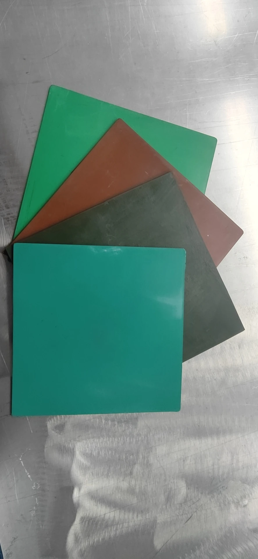 High temperature resistance Non-vulcanized Hnbr/Sbr hard rubber compounds for making products