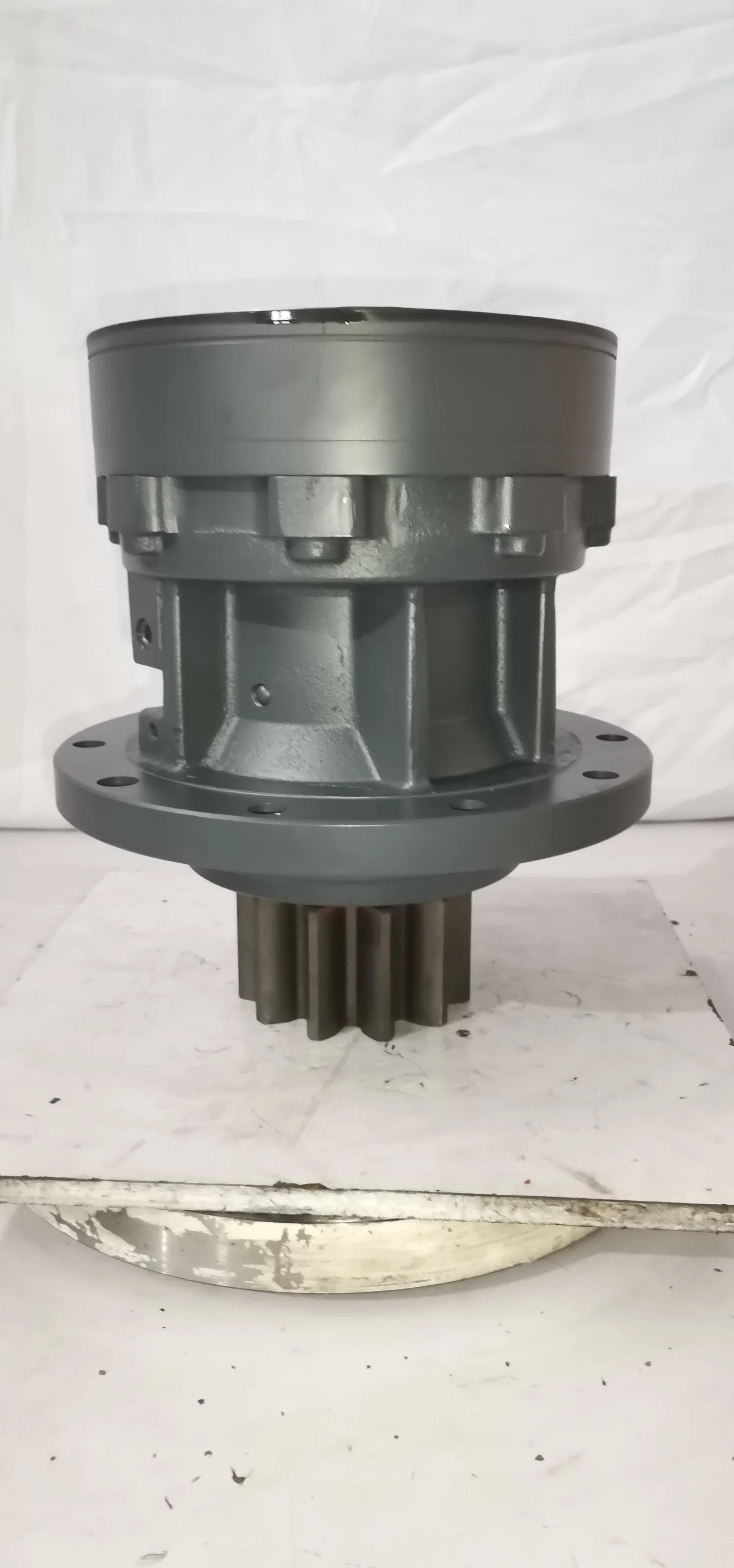 Excavator Swing Gearbox  Swing Reduction Gear Box HD400