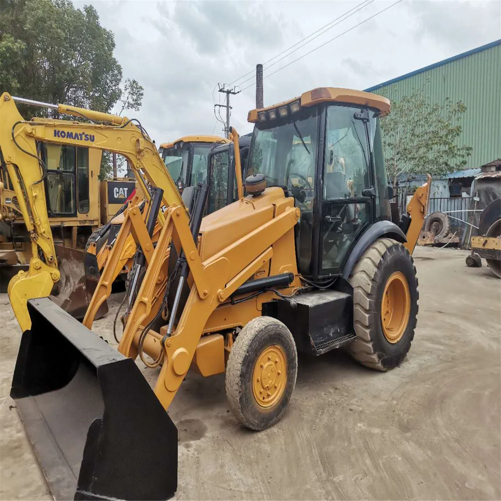Б/у экскаватор-погрузчик jcb б/у, недорогой экскаватор-погрузчик jcb 3CX 4CX на продажу