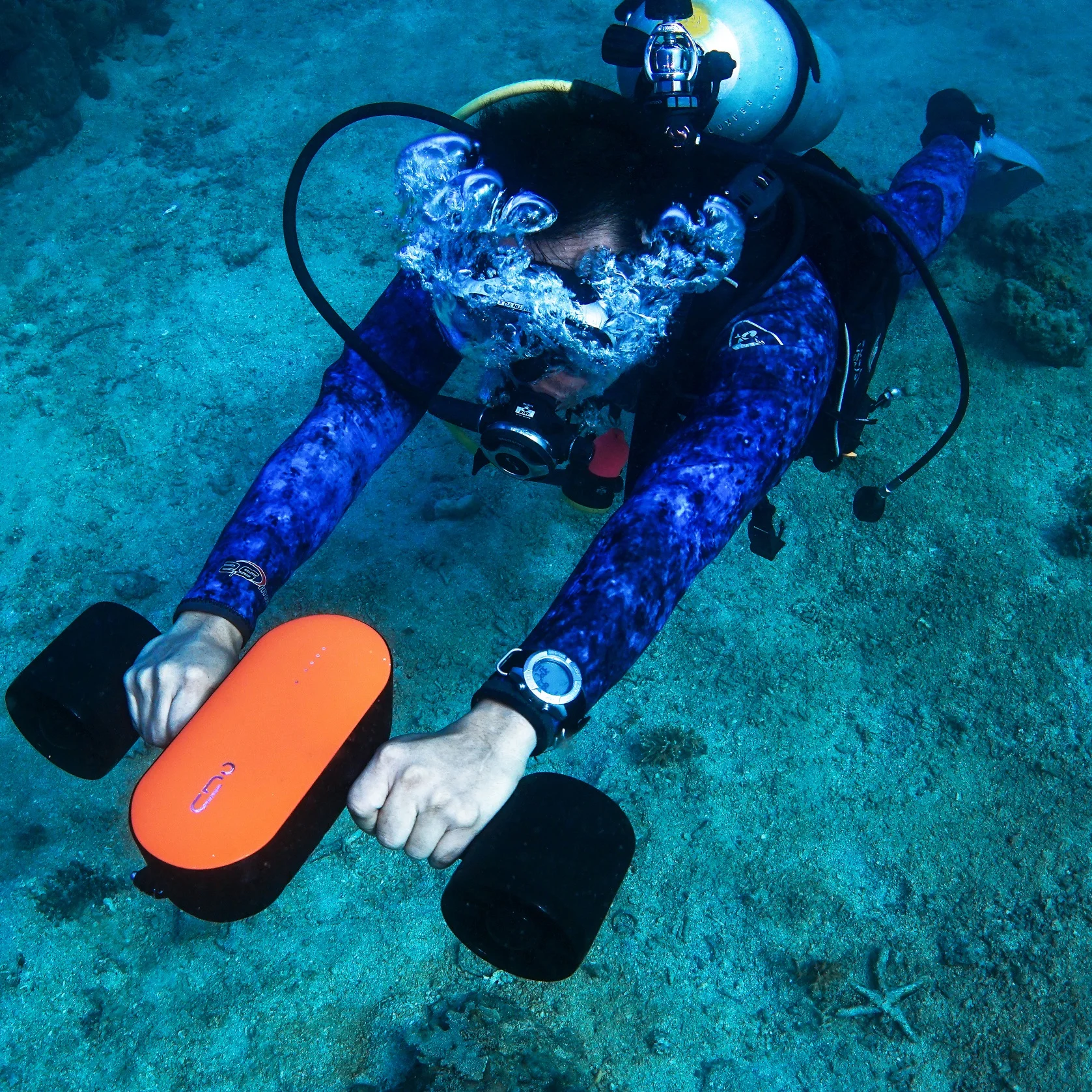 Diving Underwater Booster Factory Directly Seas Mini Water Removable Battery Swimming Surfboard 2 Engines Sea E- Scooter