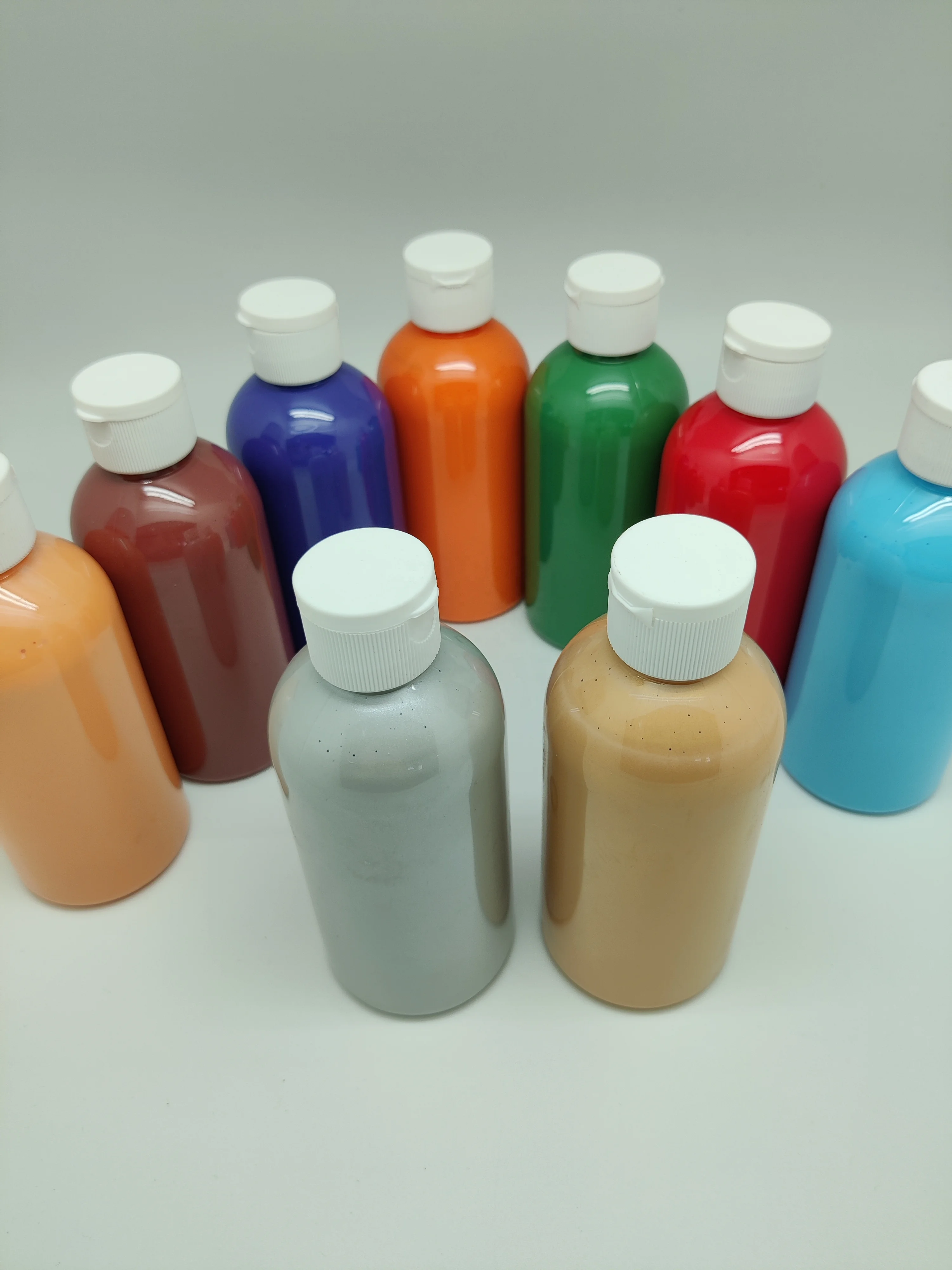 
250ml acrylic paint 