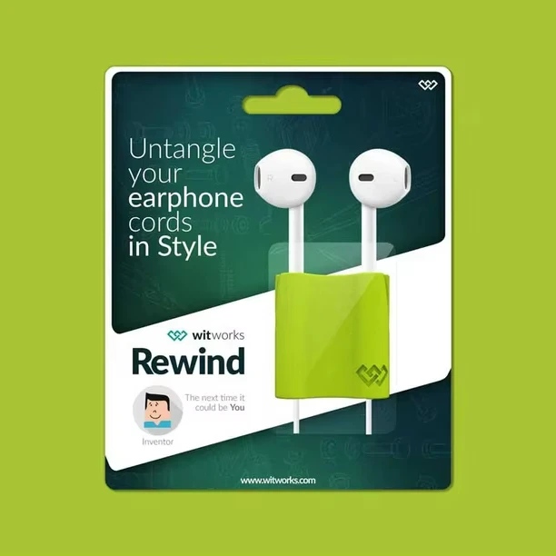 Custom Hanging Paperboard Box for Phone Wired Headphone Earphones and Electronic Products Gold Foil Logo Print