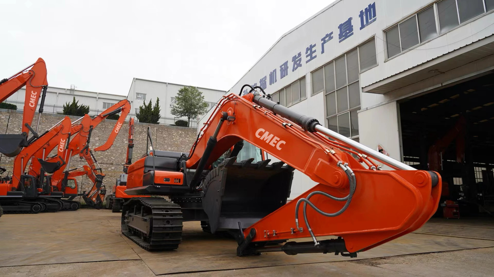2024 New 22 Ton Excavator New  YH220 Hydraulic Crawler Excavator Doosan YH220 340 360 Construction Machine New Arrival