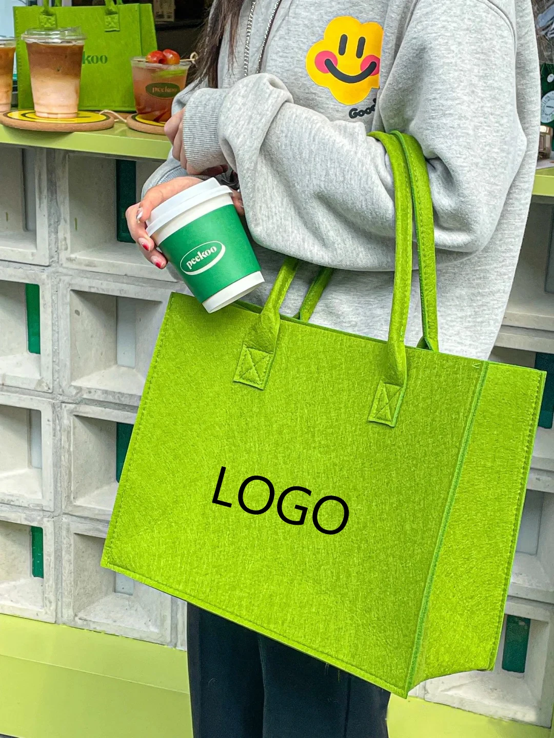 Online Hot Same Type Fashion Parsimonious Letter Open Type Felt Shopping Tote Bags