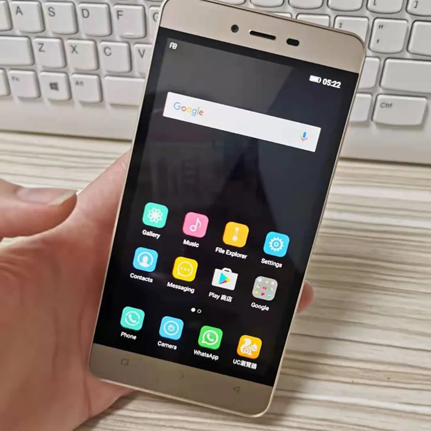 Фабричный дешевый Gionee 95% Новый 5 0 дюймовый сенсорный экран IPS 1 Гб + 16 ГБ Android разблокированный сотовый телефон Мобильный
